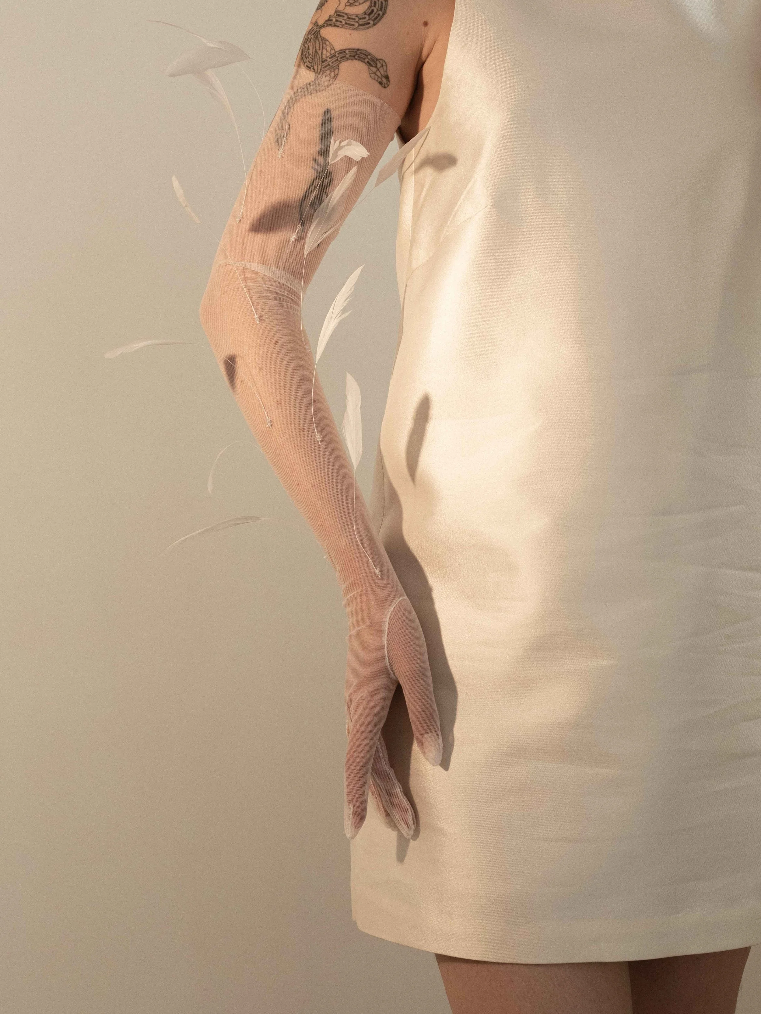 Diana-FullGlove-C'estJeanne-1.jpg