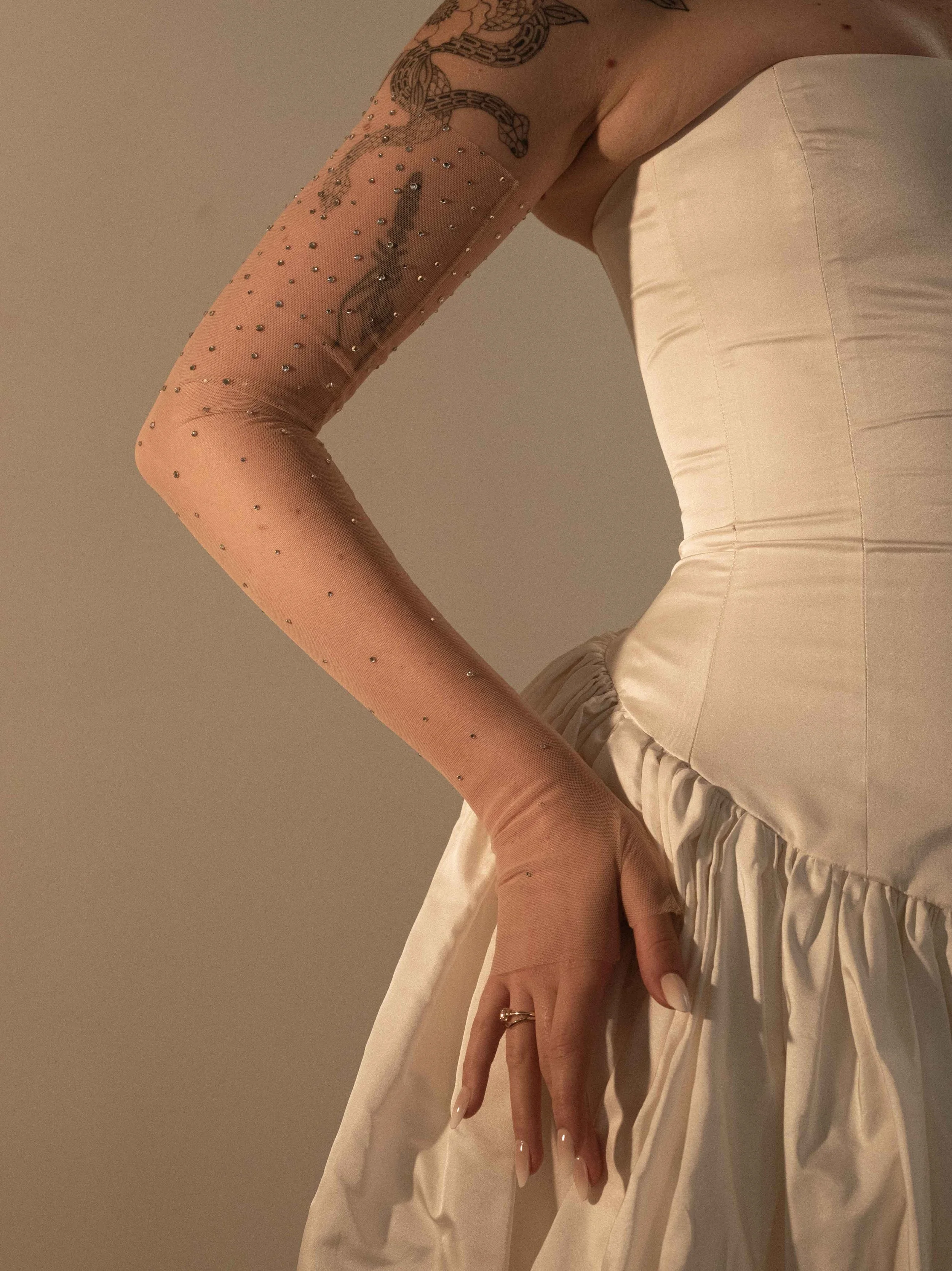Rhea-HalfGlove-Skin-C'estJeanne-3.jpg