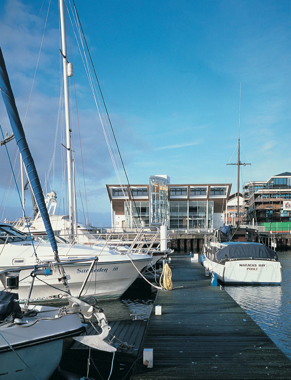 RFT216-VEIW ACROSS MARINA.jpg