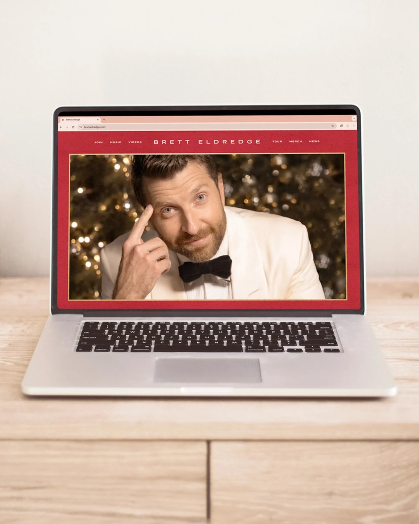 We can&rsquo;t believe we&rsquo;re saying this&hellip;

Christmas is less than THREE MONTHS away. 😳🎄

Not sure how we got here so quickly, but if you&rsquo;re an artist releasing Christmas music later this year, NOW is the time to reach out about c