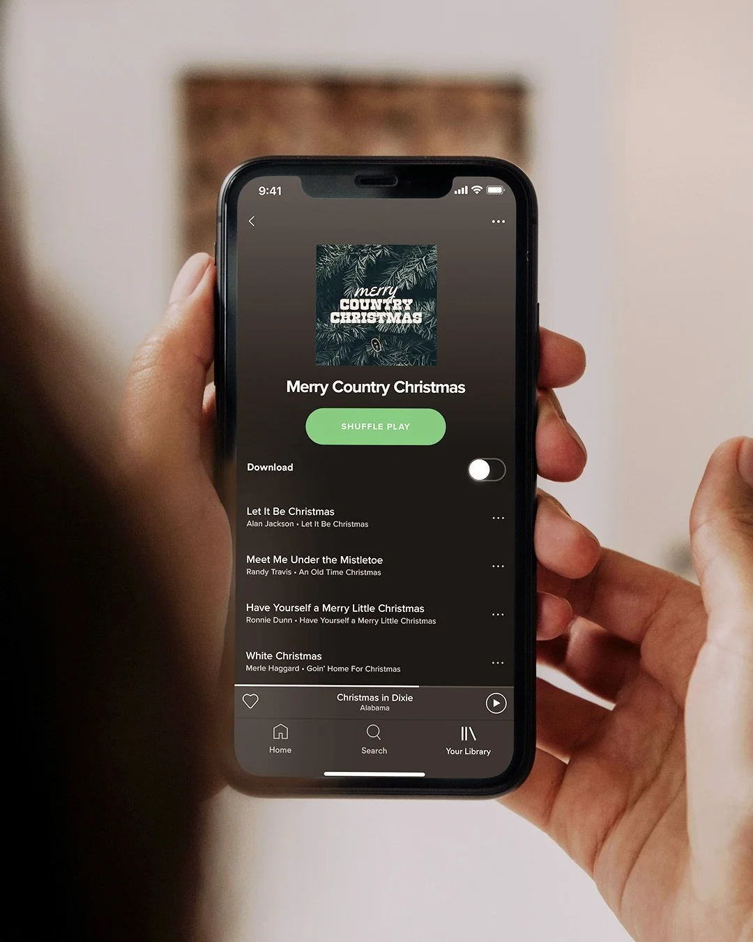 We&rsquo;re LOVING this snow. ❄️ That and Christmas music sure has us getting in the Christmas spirit! Click the link in bio to listen to our &ldquo;Merry Country Christmas&rdquo; playlist. ✨

#howdycreative #countrymusicdesigner #christmasmusic