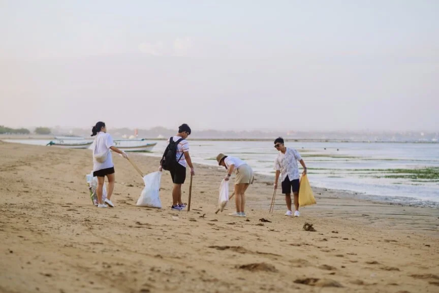People cleaning up the coast