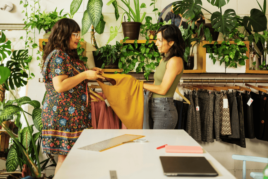 Women in a sustainable store