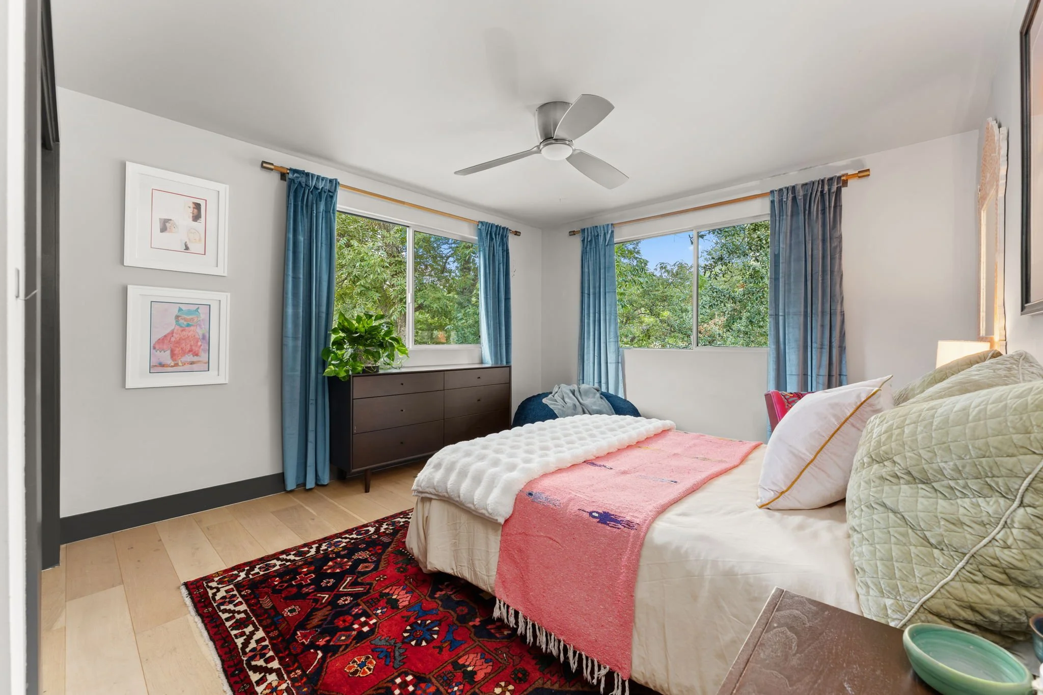 25-web-or-mls-2709 Pecos St-10.jpg