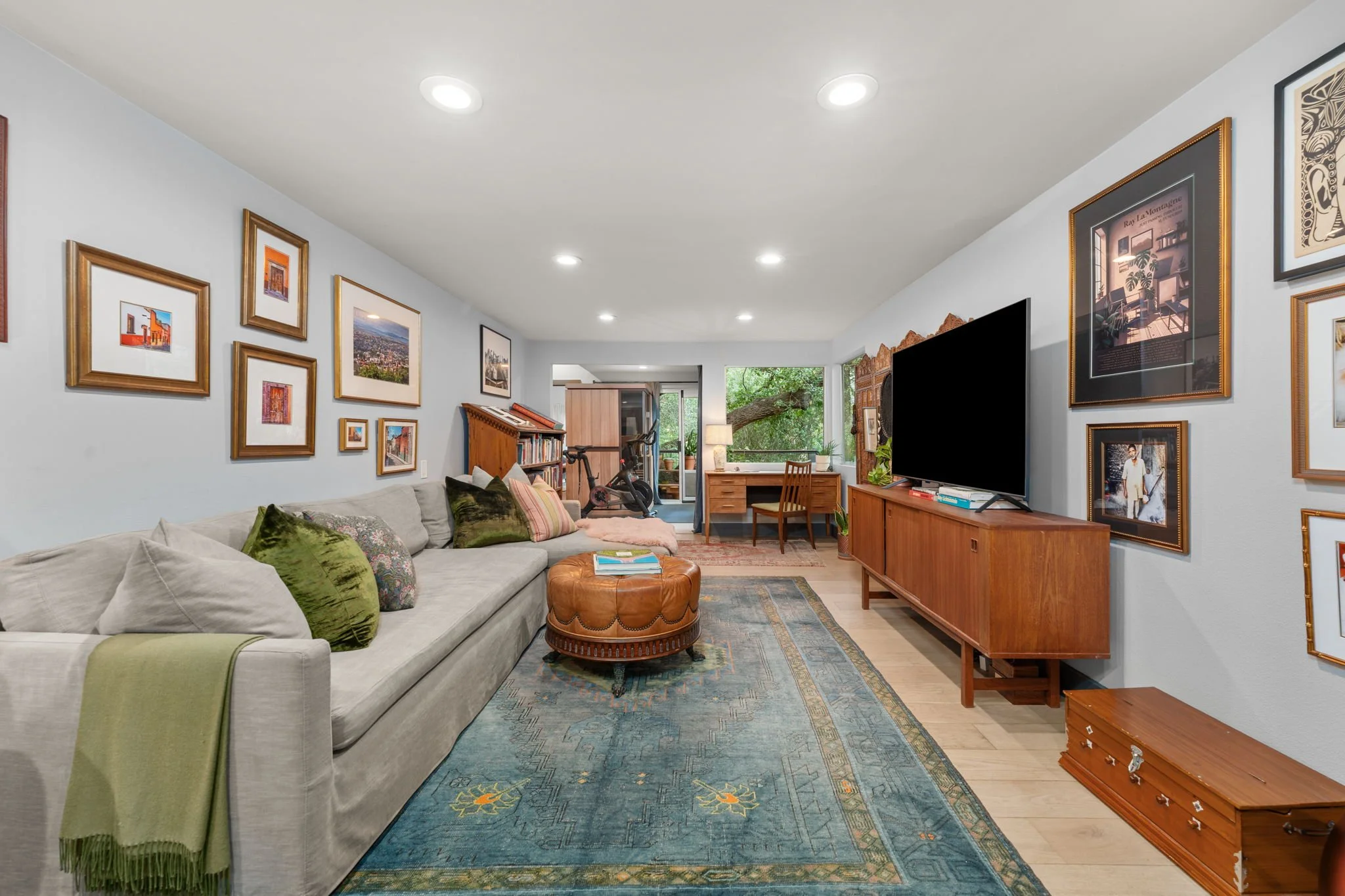 15-web-or-mls-2709 Pecos St-11.jpg