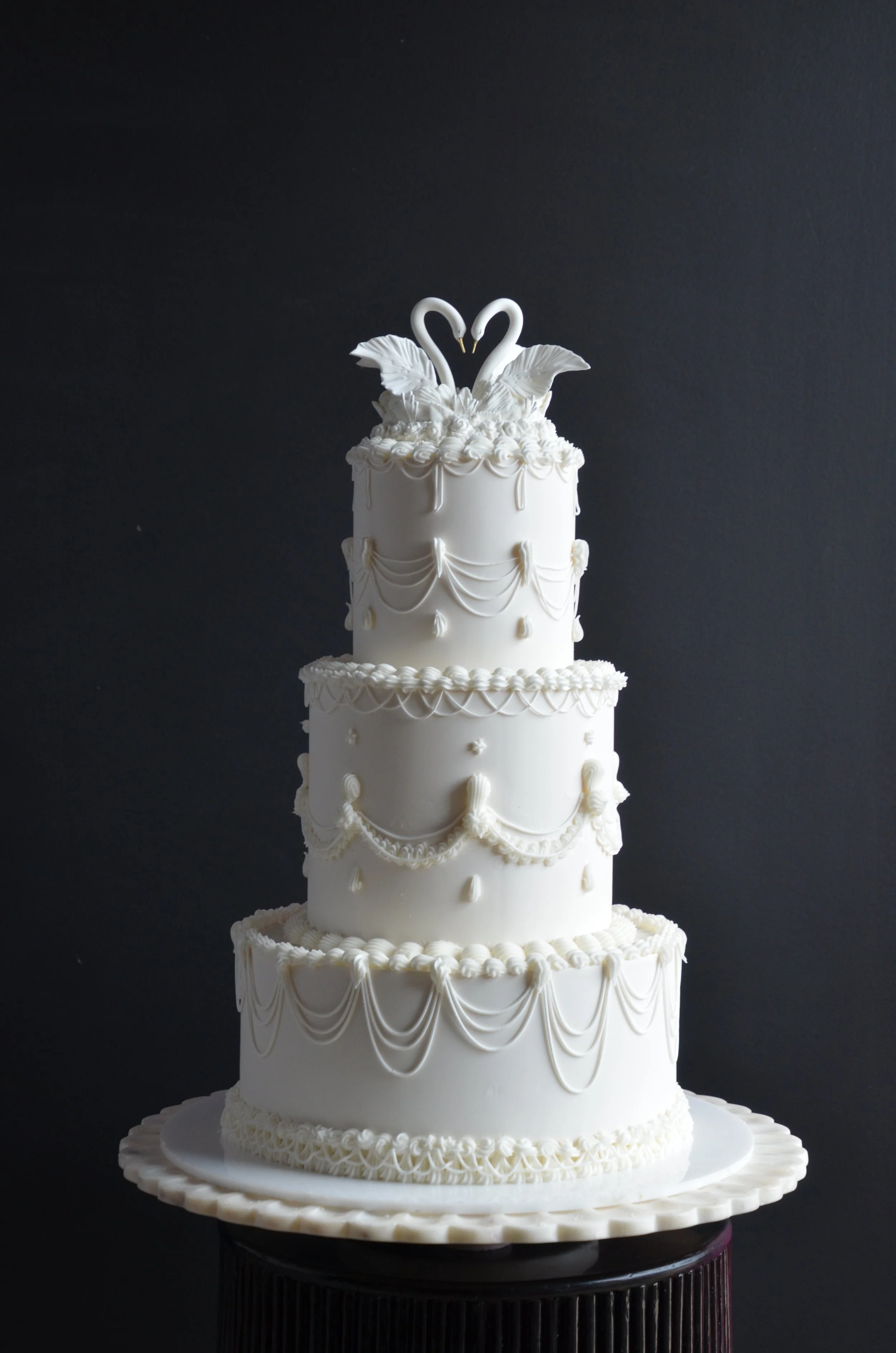 ByCenza_Custom_Wedding_Cakes_Cleveland32826.JPG