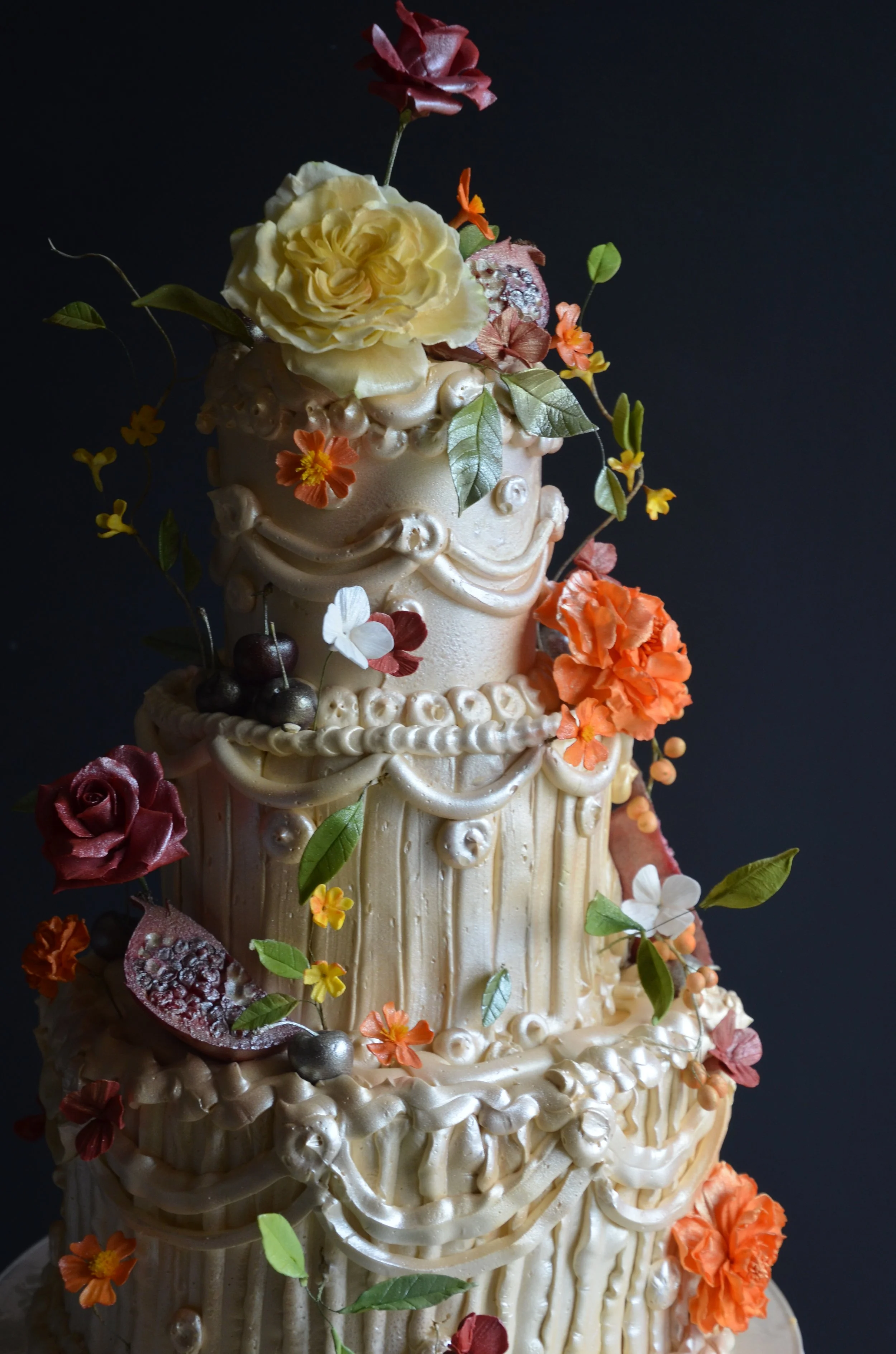 Custom_Wedding_Cake_byCenza_Cleveland_51826.JPG