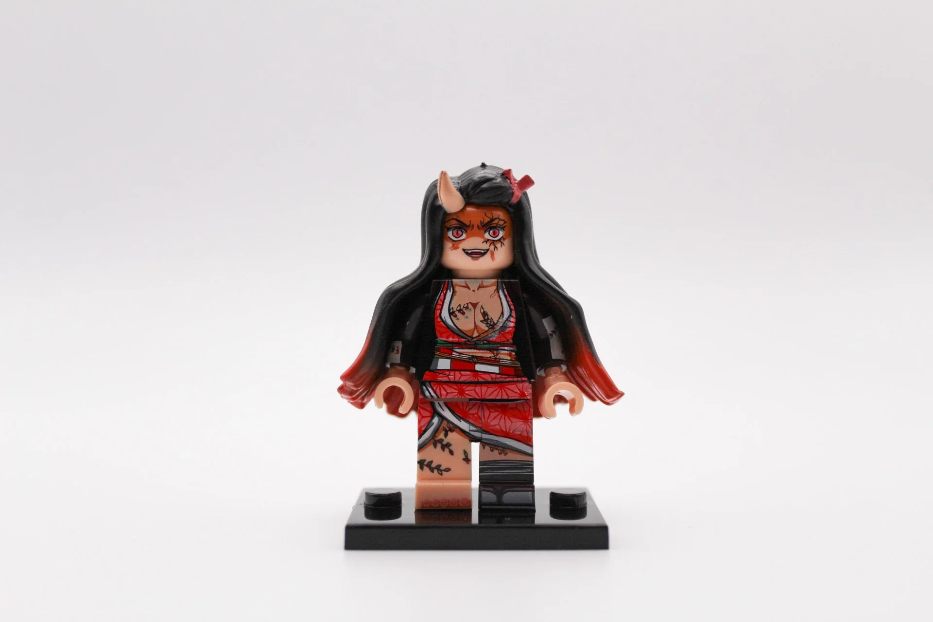 "Demon Slayer Pack: Tanjiro, Nezuko Full Demon Form - Dynamic