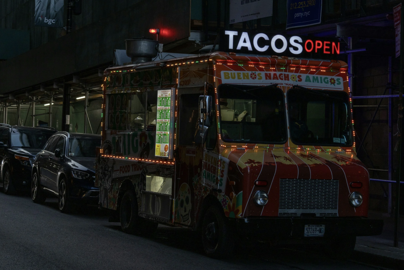 Taco Trucks vs. Taco Restaurants: What’s the Difference?