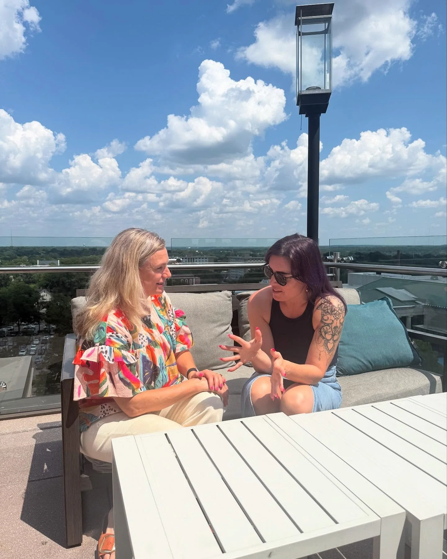Friday vibes in this Raleigh heat! 🌡️ Just wrapped another whirlwind summer meeting, and after intense advocacy work, sometimes you need a friend who gets it to rescue you for lunch with a view! 🌮Shoutout to it being Downtown Raleigh Restaurant Wee