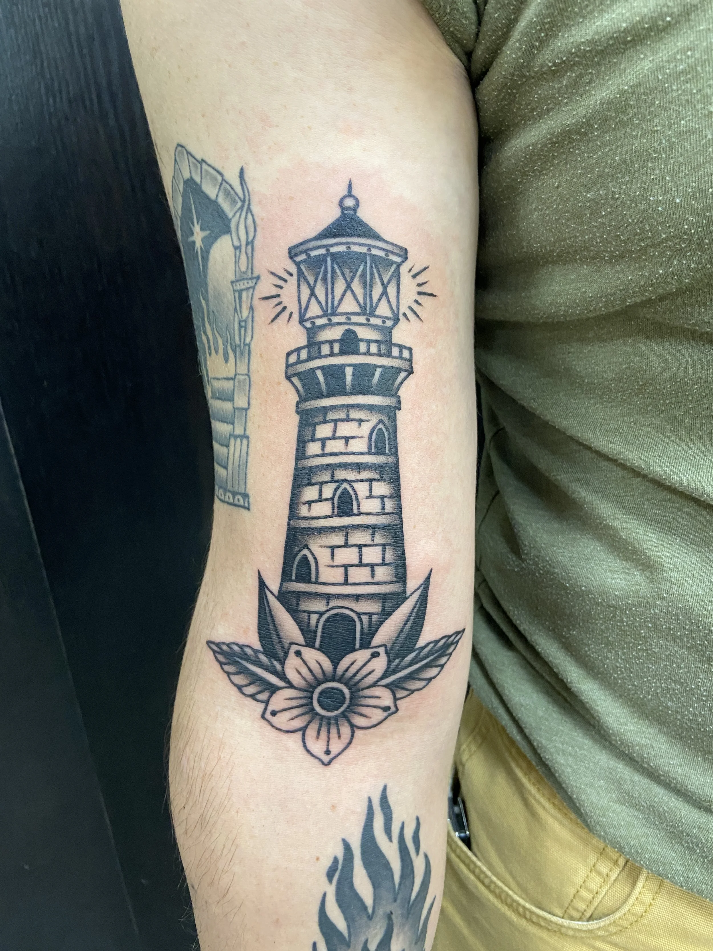 mintcondishtattoo-lighthouse.JPG