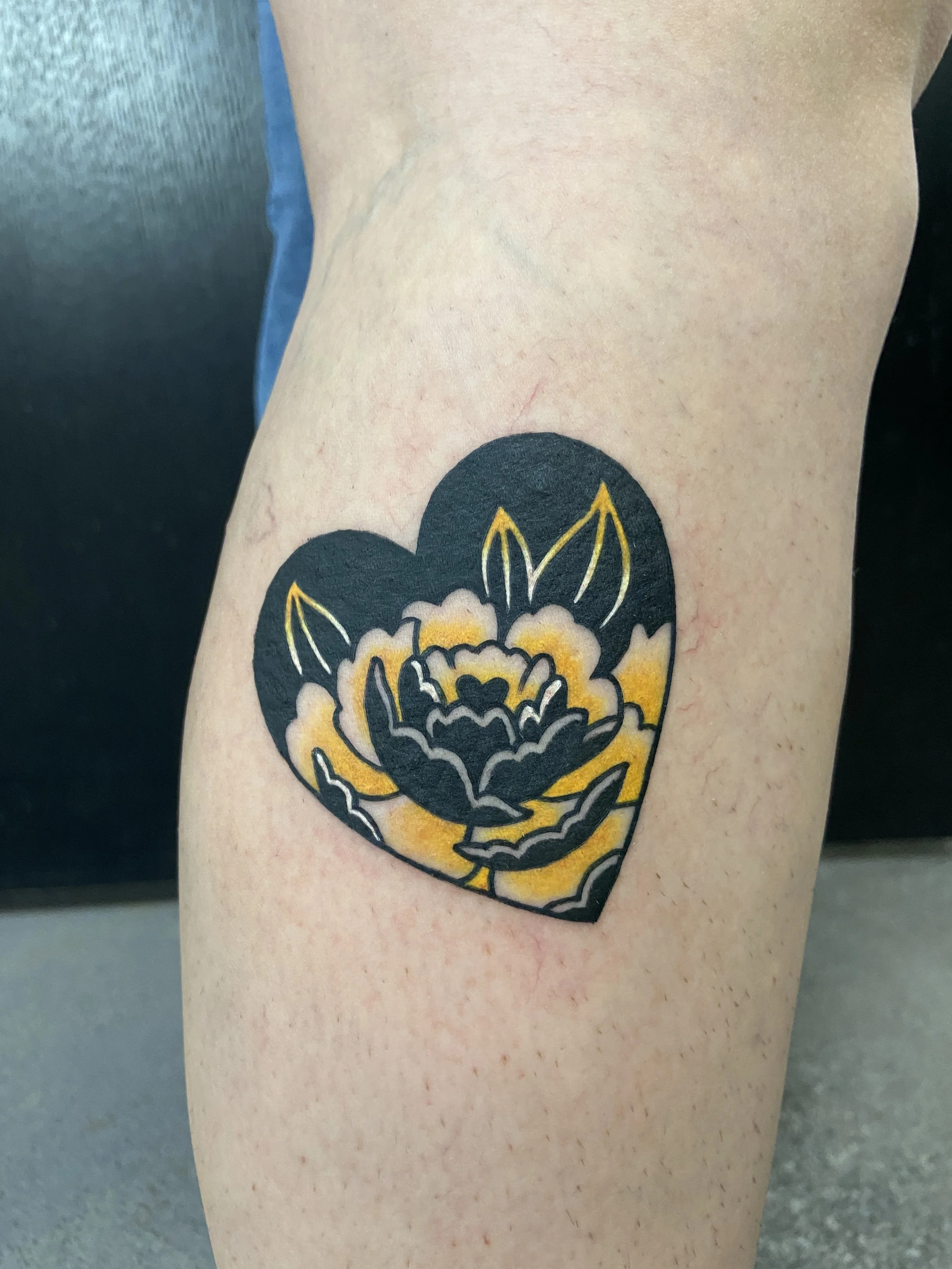 mintcondishtattoo-vdayyellowpeonyheart.JPG