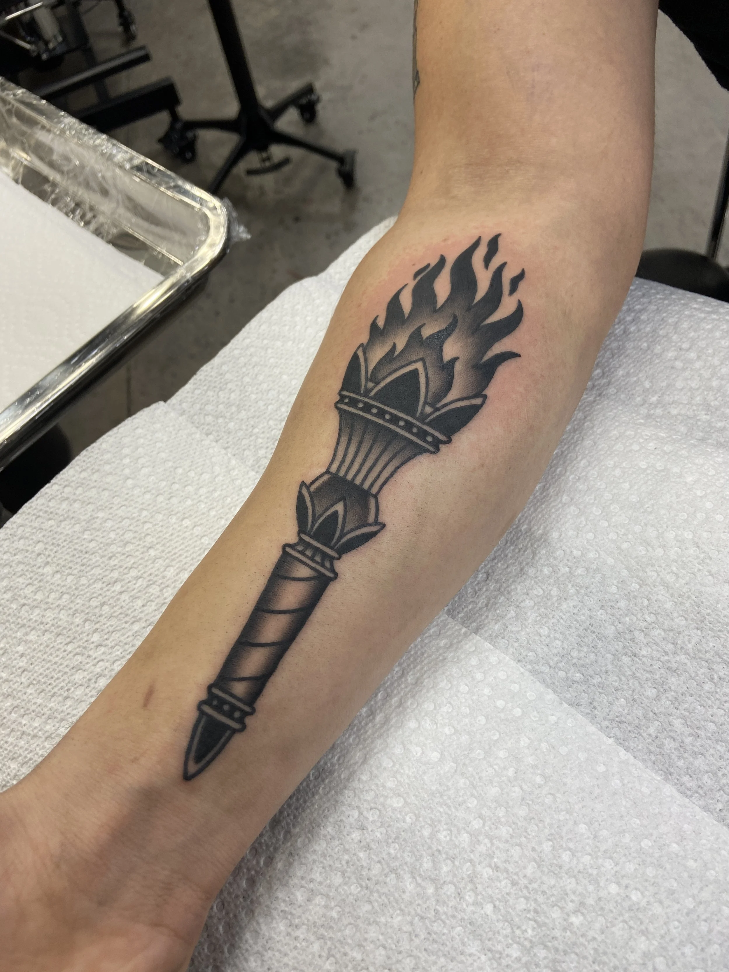 mintcondishtattoo-torch.JPG