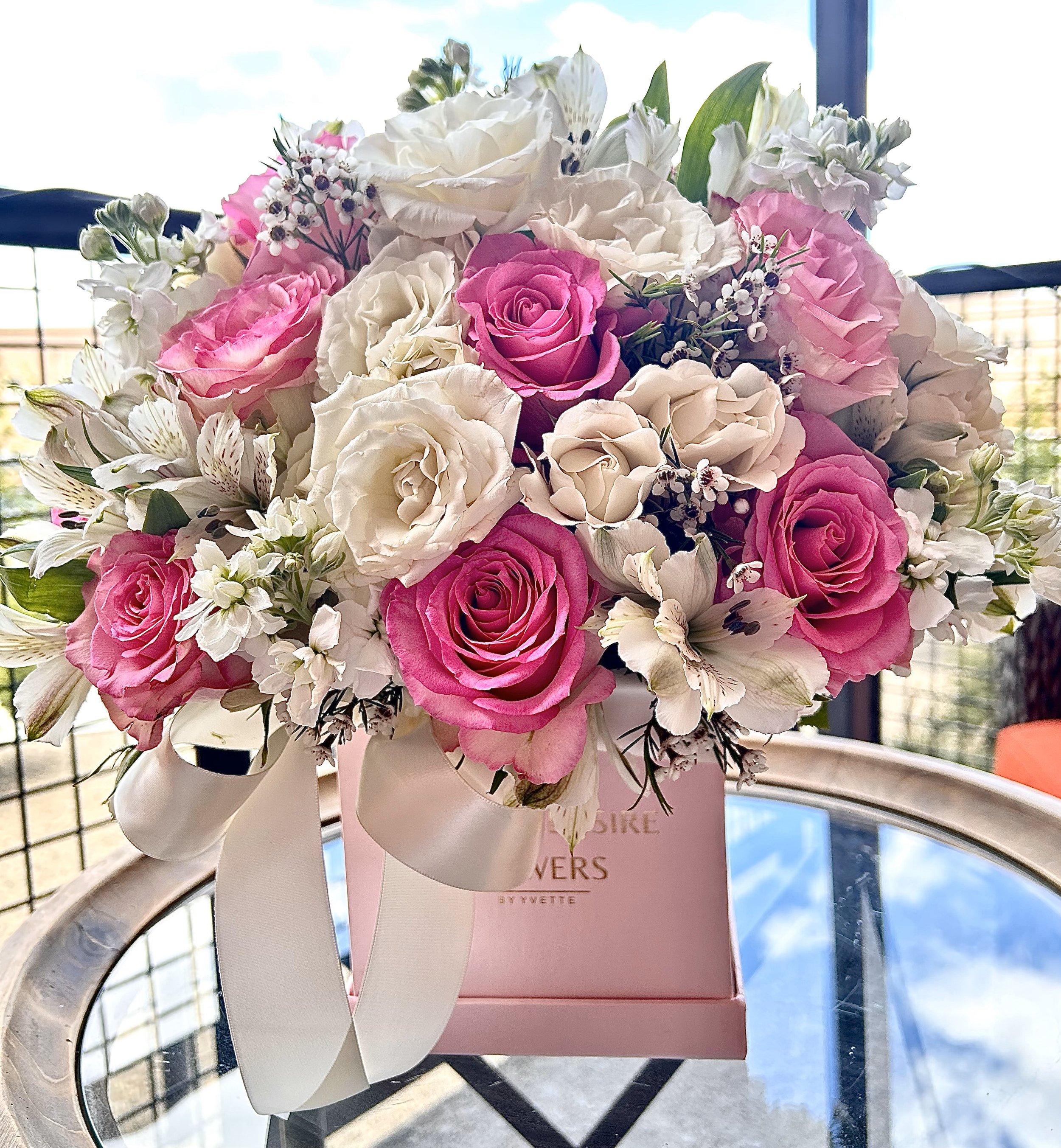 Pink Roses & White Foliage Bloom Box