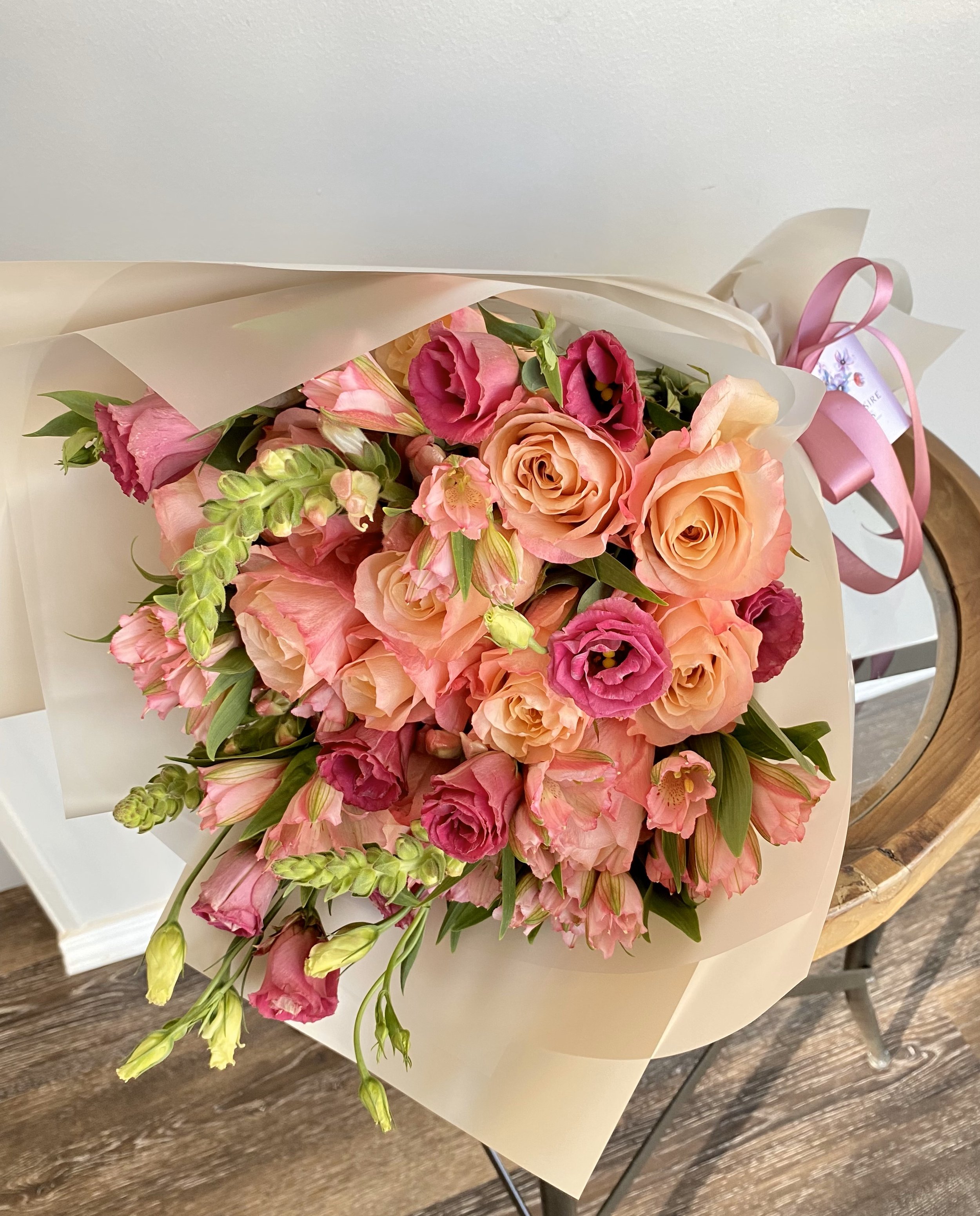 Rose & Lisianthus Bouquet