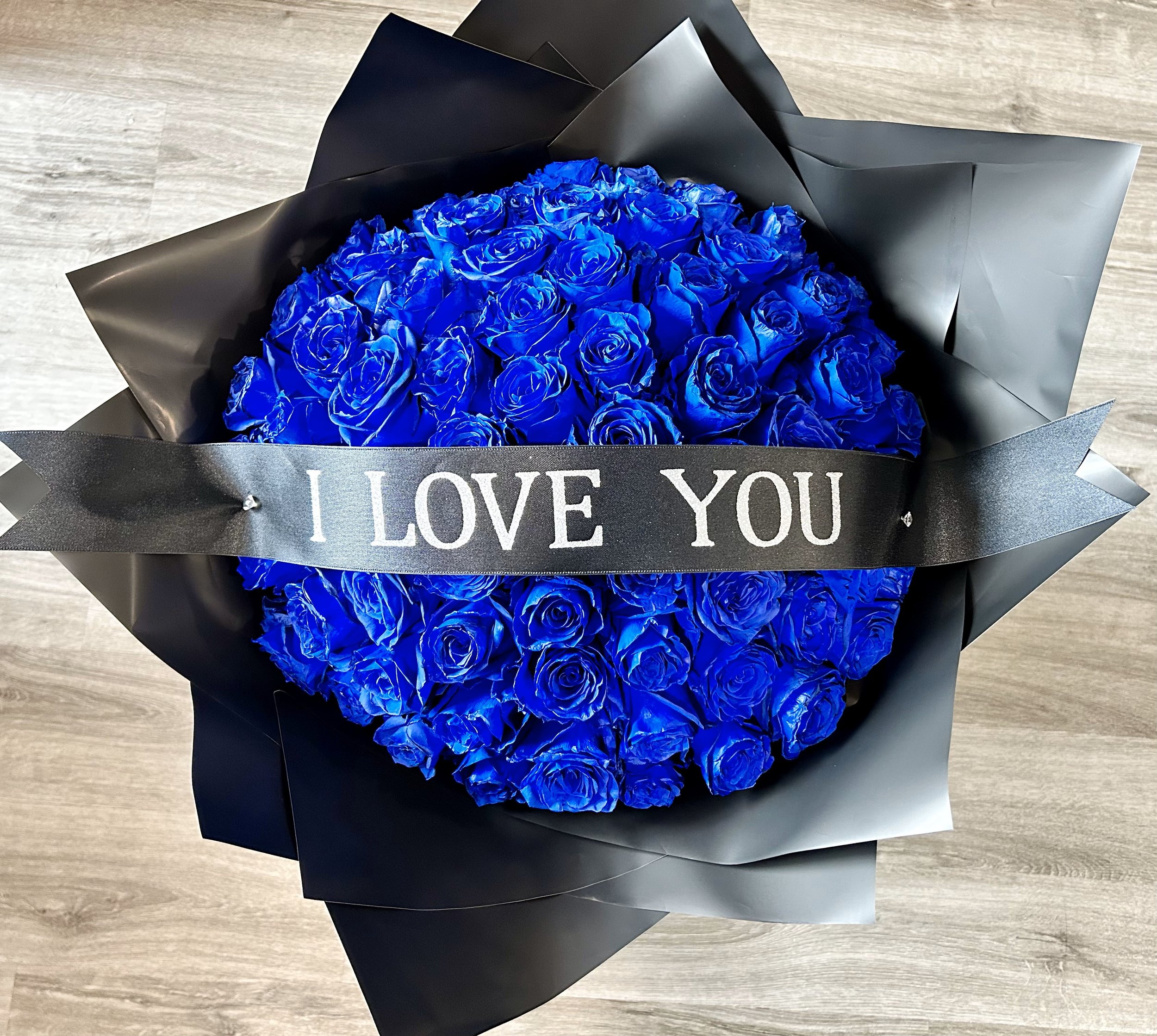 Midnight Blue Majesty Rose Bouquet