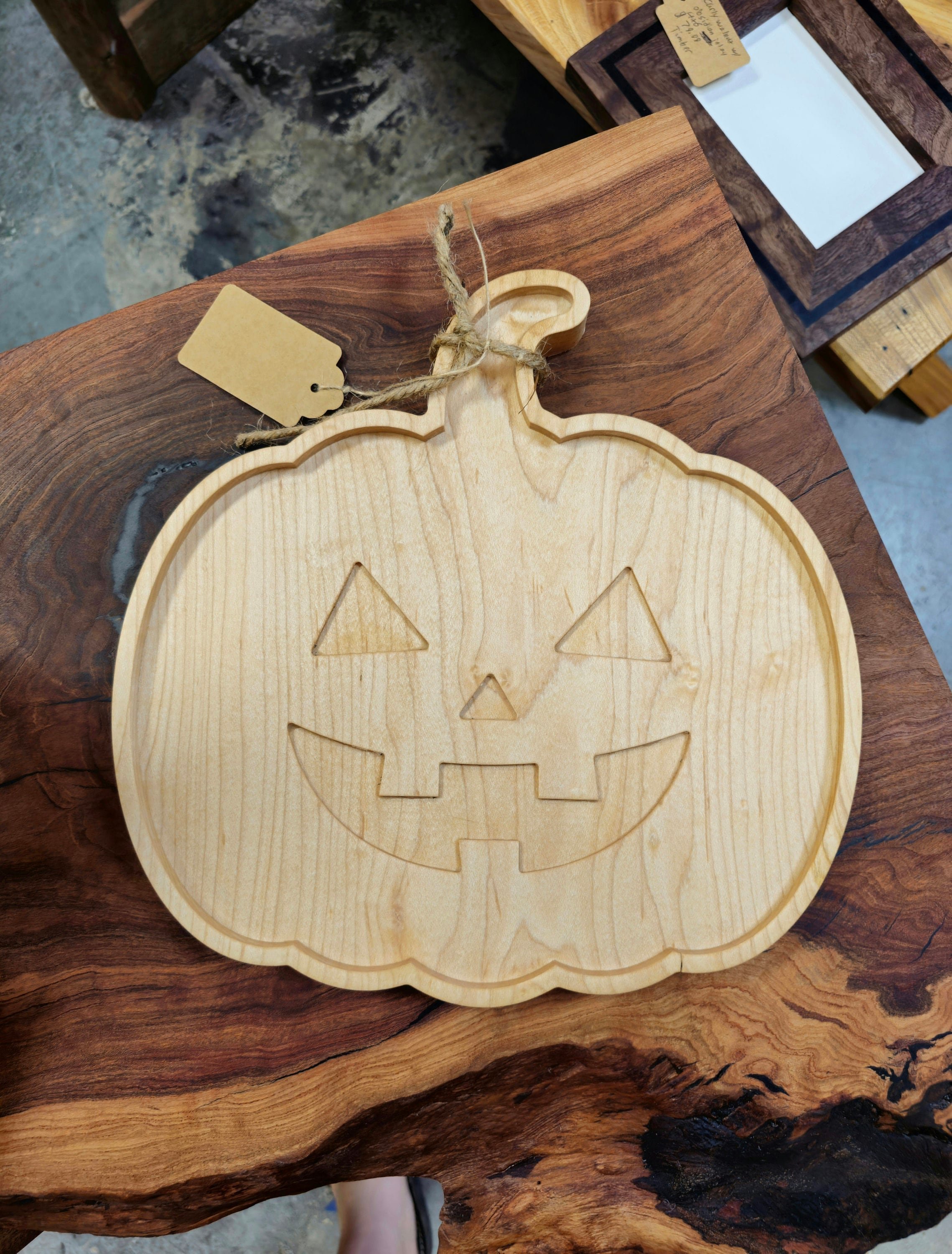 https://i.etsystatic.com/37541690/r/il/7b7dcf/5195607752/il_fullxfull.5195607752_68zs.jpg
