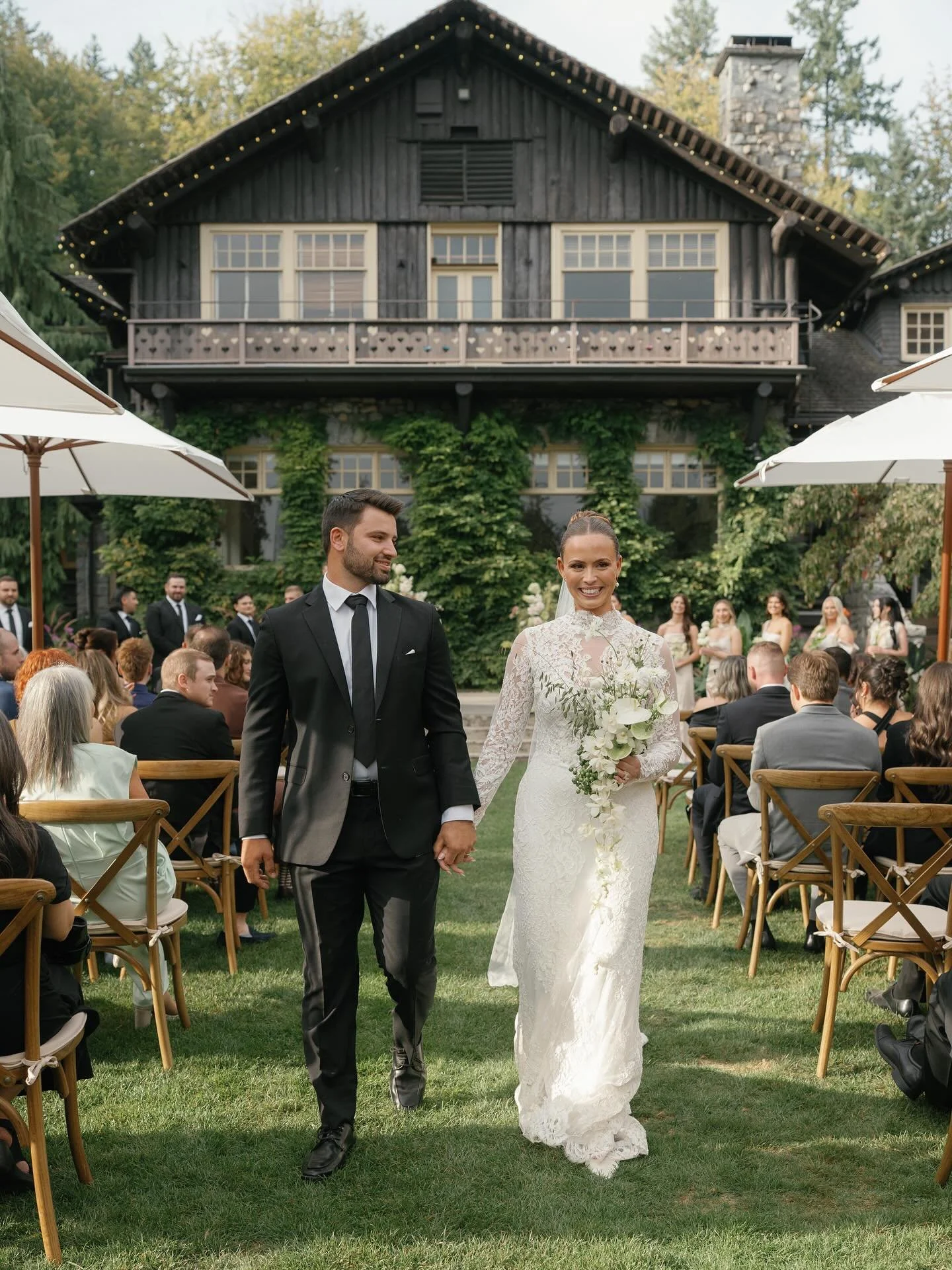 An ethereal kind of love 💍

Vendors:
Planning/Design: @fraylaeventsco 
Venue: @stanleyparkpav 
Photographer: @kaoverii_silva 
Florals: @de.la.flore 
Decor Rentals: @ruffledrose @winstonsevents , @eventsbyelle.ca, @pedersenseventrentals 
Ceremony Mus