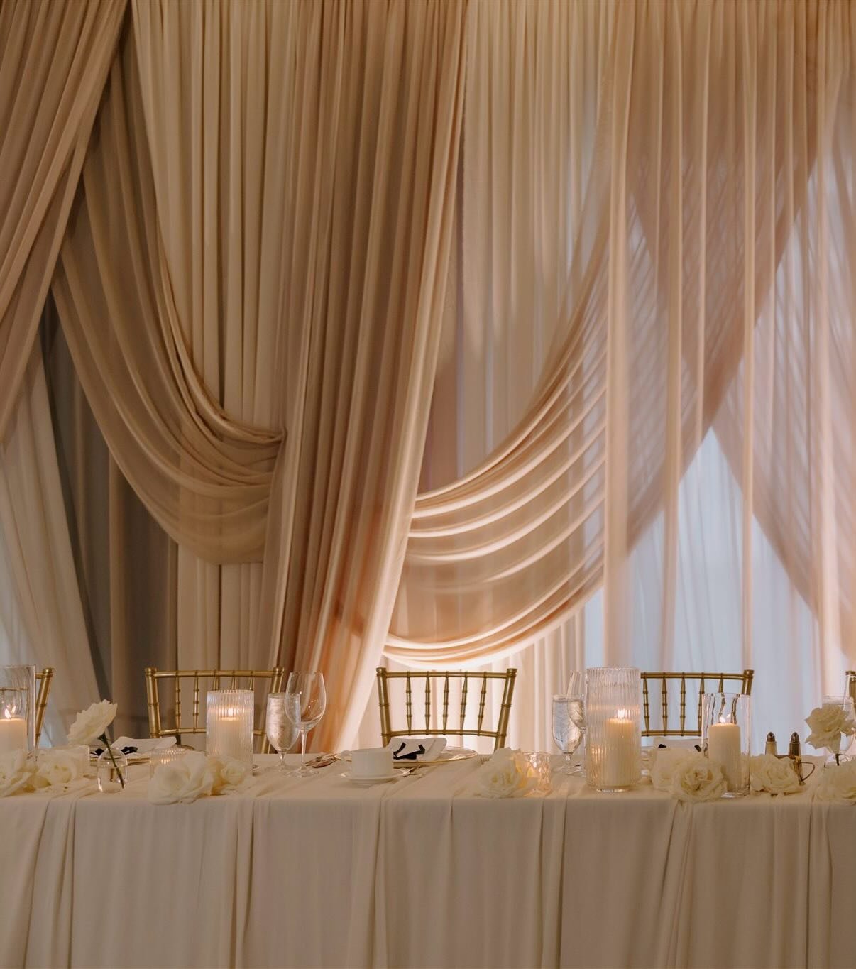 Details that bring the day together 🥂

Venue: @tcclub 
Decor &amp; Florals: @ruffledrose 
Photography: @pageandholmes 

&bull;
&bull;
&bull;
&bull;
&bull;

#VancouverWedding #WeddingSeason #2025Wedding #EventPlanner #VancouverEvents #DreamTeam