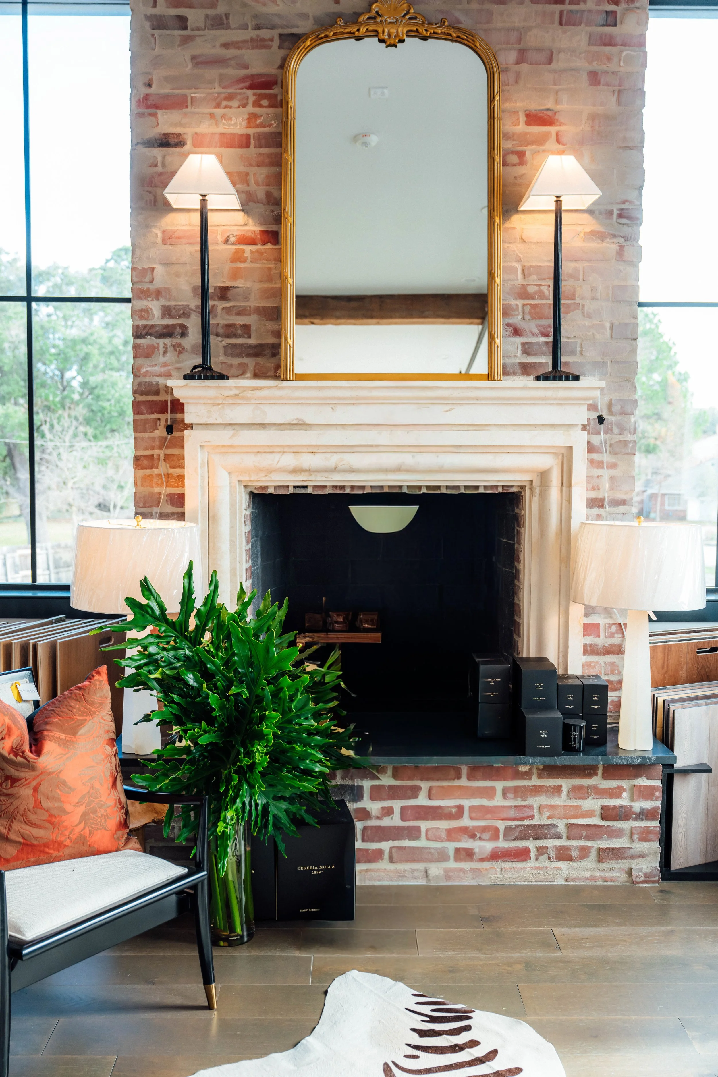 Mirrors, Art & Accessories