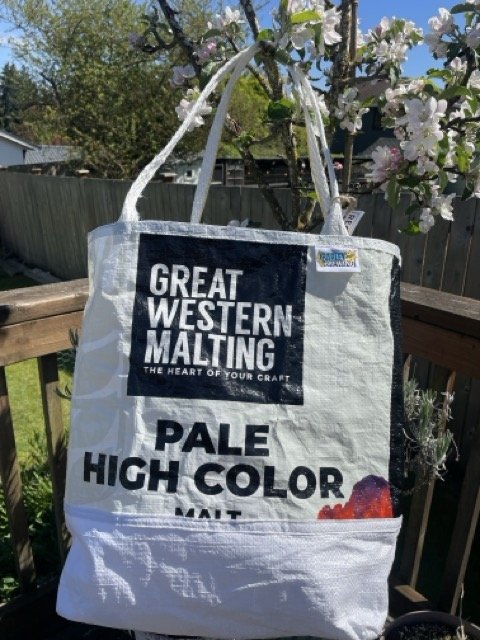 Upcycled Barley bag Bucci