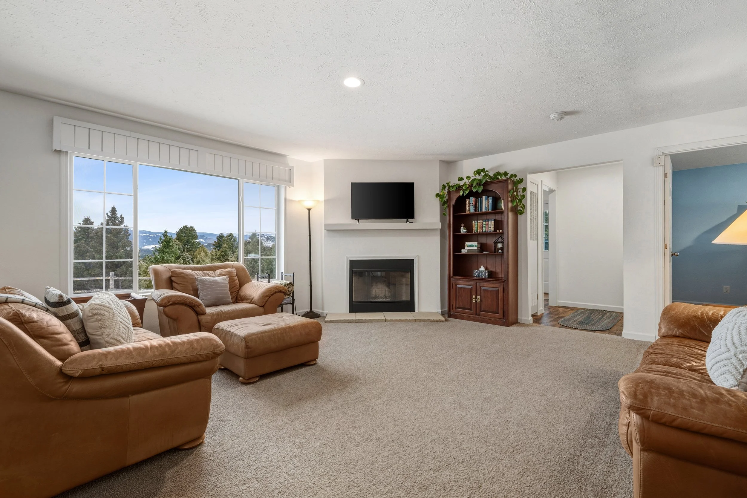 2204 Pony Express-19.jpg