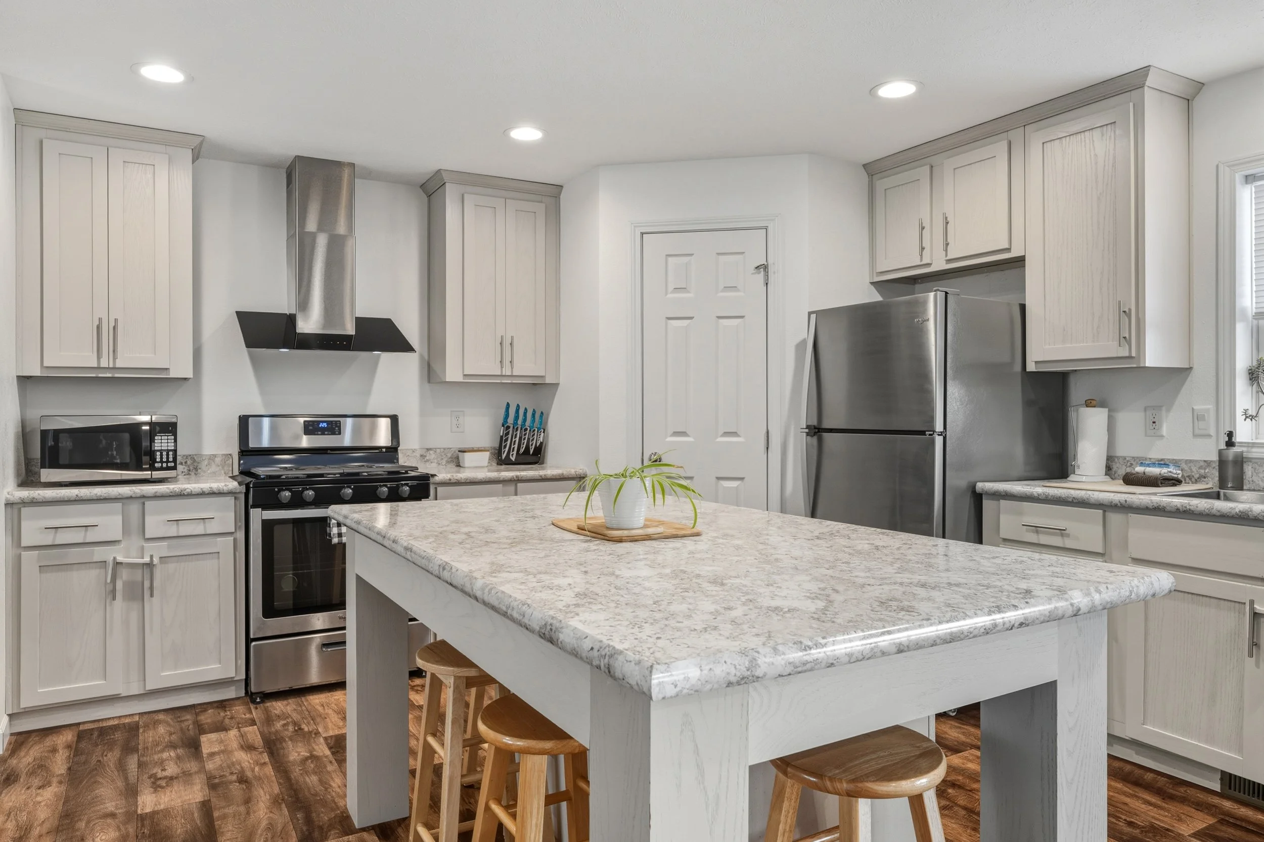 2204 Pony Express-27.jpg