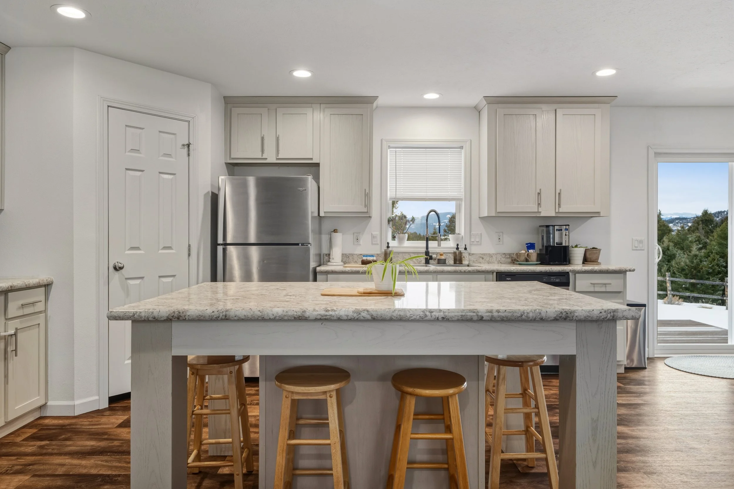 2204 Pony Express-33.jpg