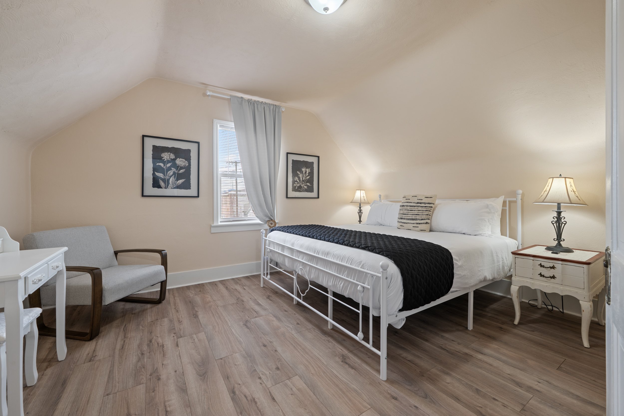 112 Washington-51.jpg