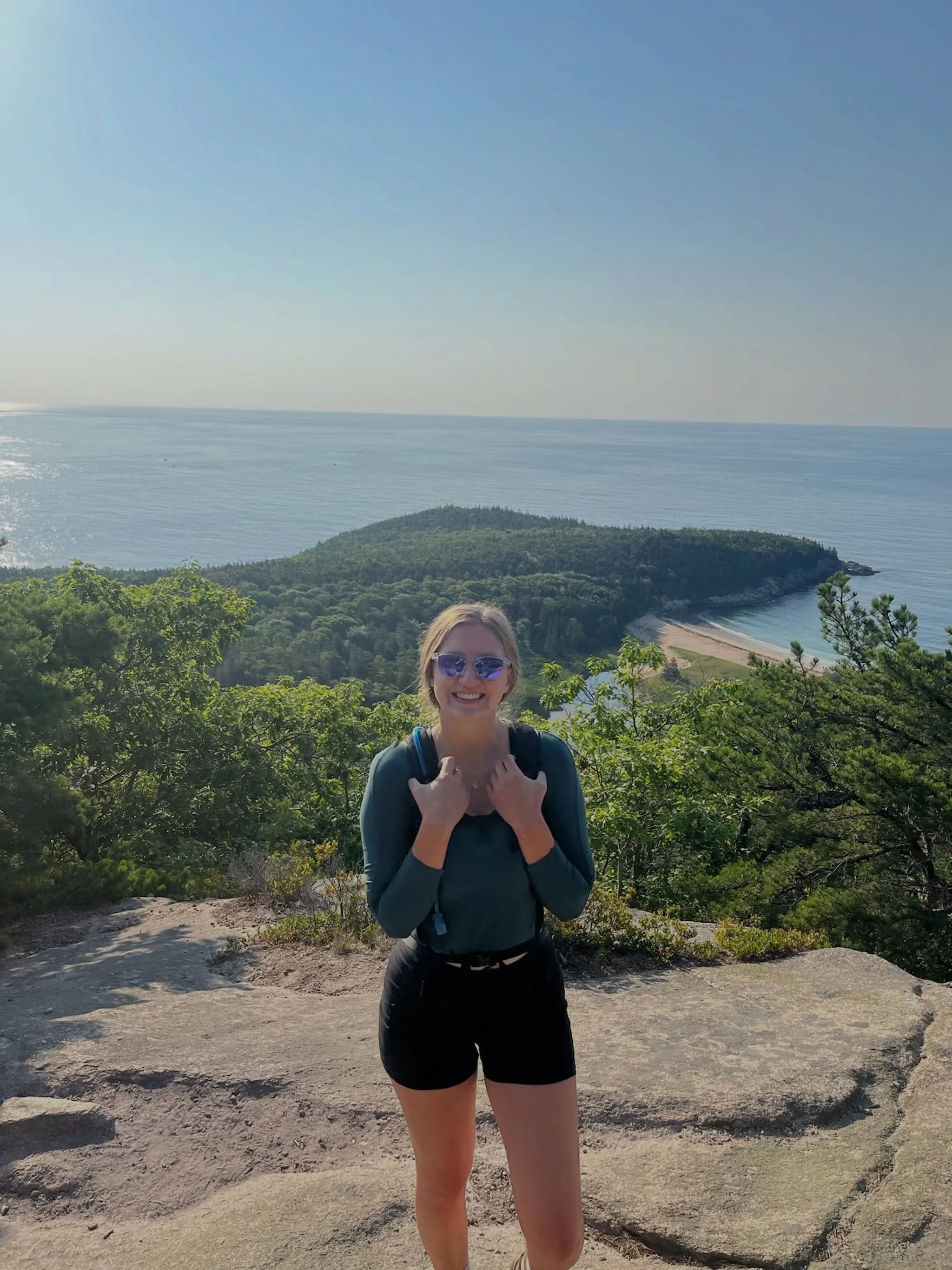 My Aquarius self has been in deep reflection on this topic lately: control vs. freedom. 🌀

Maybe it&rsquo;s because I live for my freedom&mdash;and I believe in that same freedom for the people I love. 🕊️

Sometimes we think that if we love someone