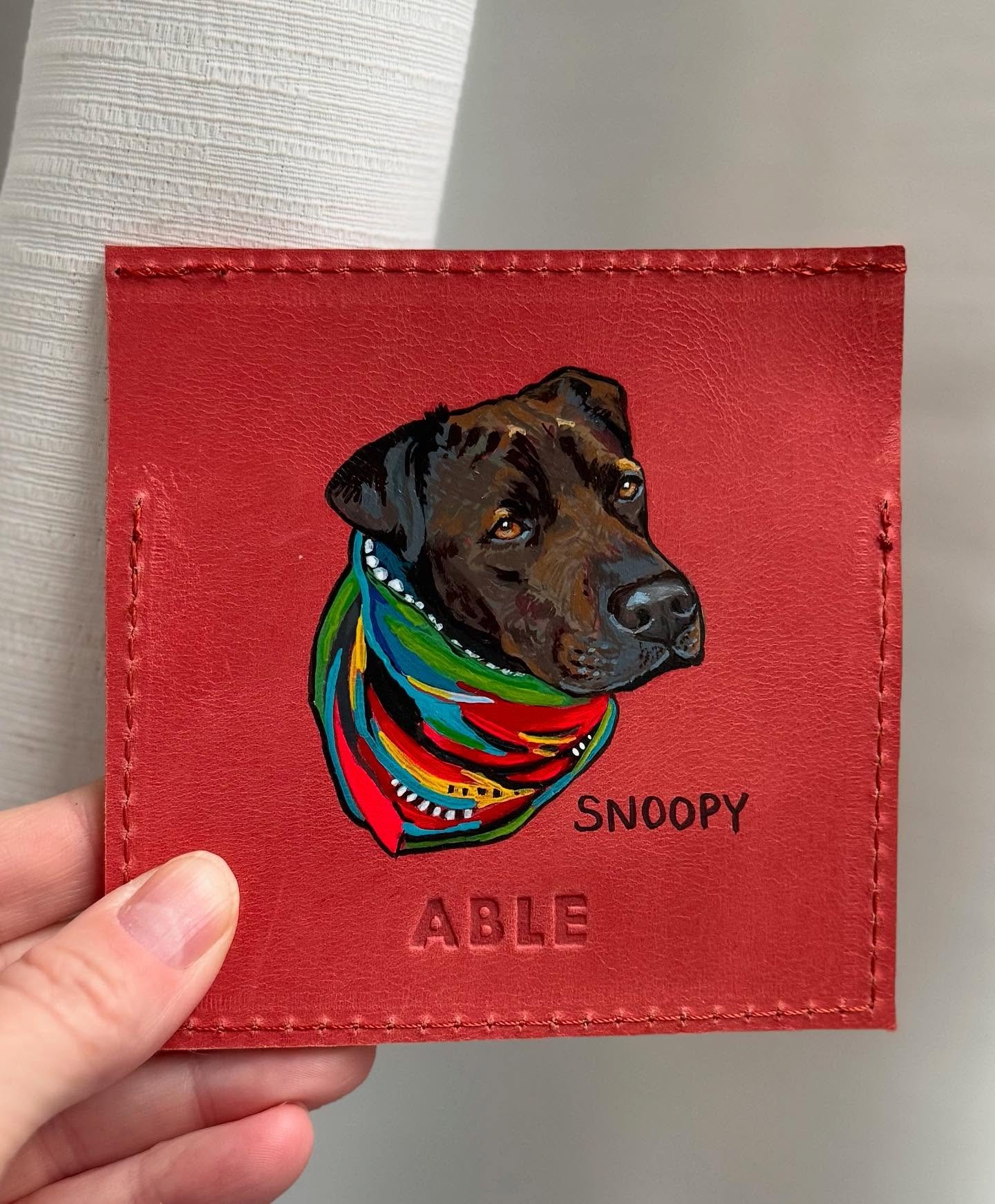 Life lately&hellip; #petportraits with @able for Titans, Tito&rsquo;s, and Tails!

#petportait #leatherpainting #nashvilleportraits #portraitartist