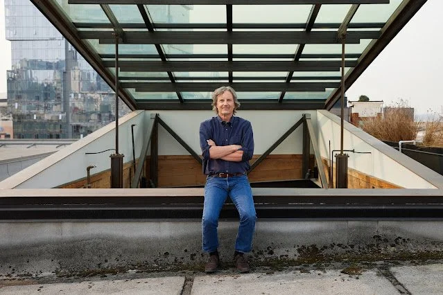 Tom Kundig_photo by Elizabeth Rudge (1).jpg