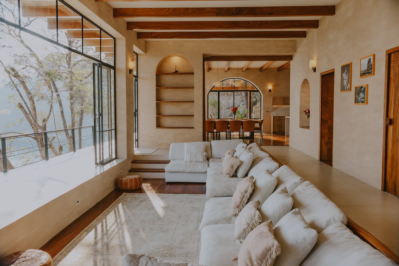 casa floresta living room.webp