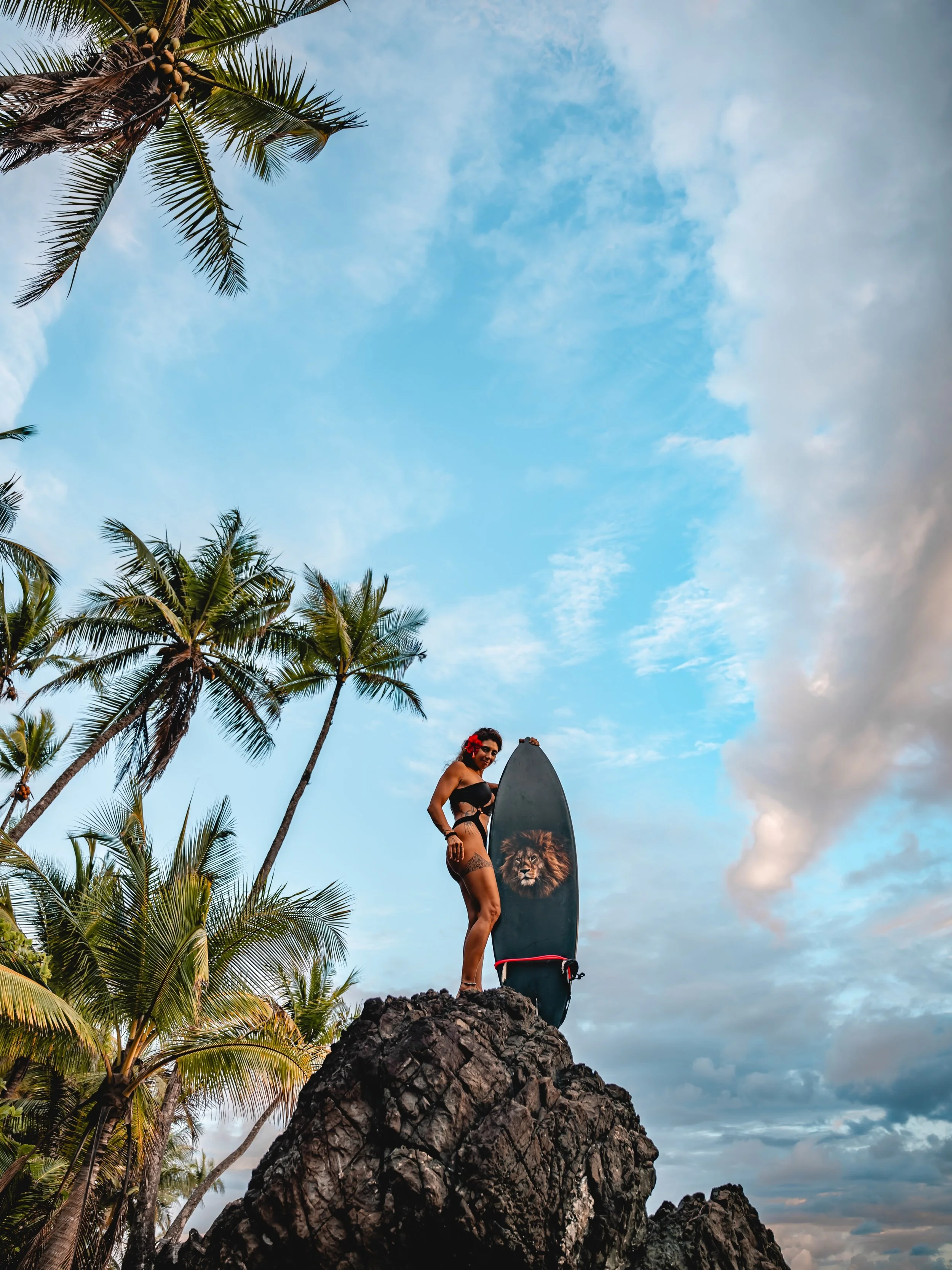 Diary of a woman in love 🤍

Love moves like an endless tide 🌊 wild, effortless, alive.

Im so grateful I get to feel it every single day bc for me, it lives in the salty mist as a wave breaks and the deep green silence of the jungle after rain. It&