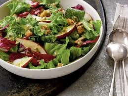 https://www.myrecipes.com/recipe/candied-walnut-pear-leafy-green-salad