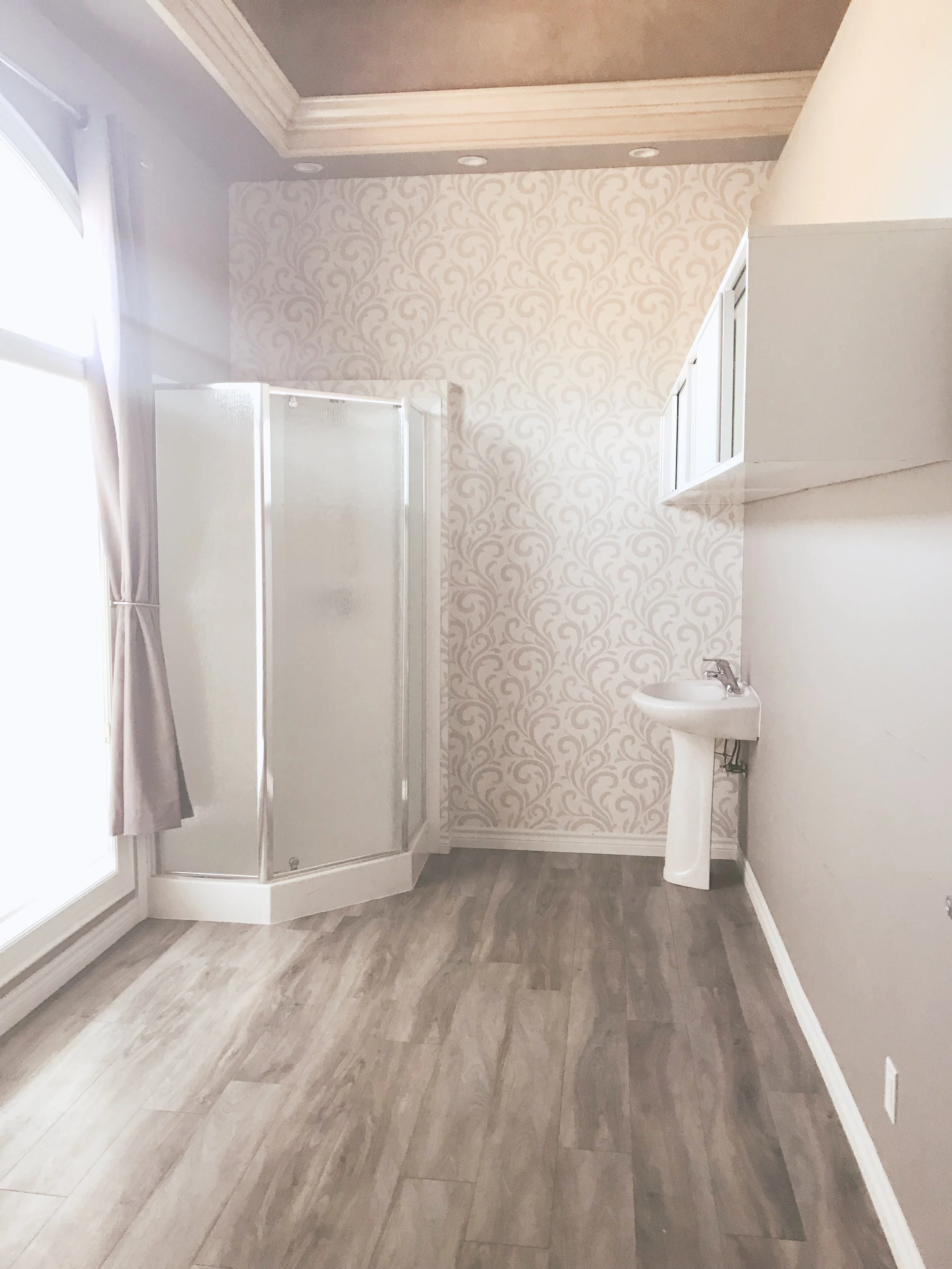 sinkroom.JPEG
