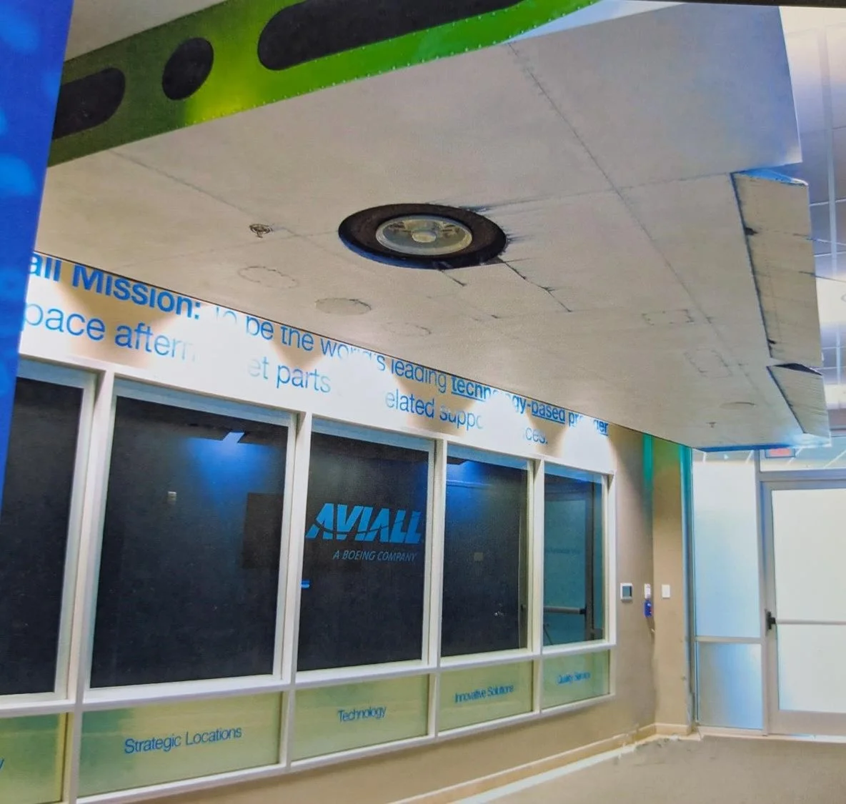 Aviall Wing Detail.jpg