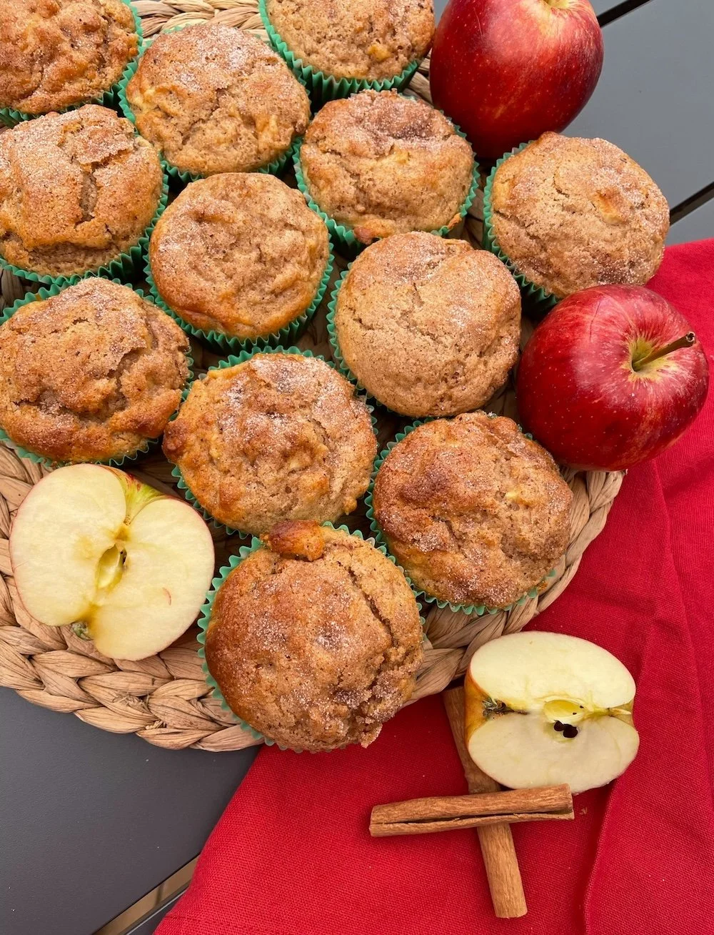 Apple Cinnamon Muffins