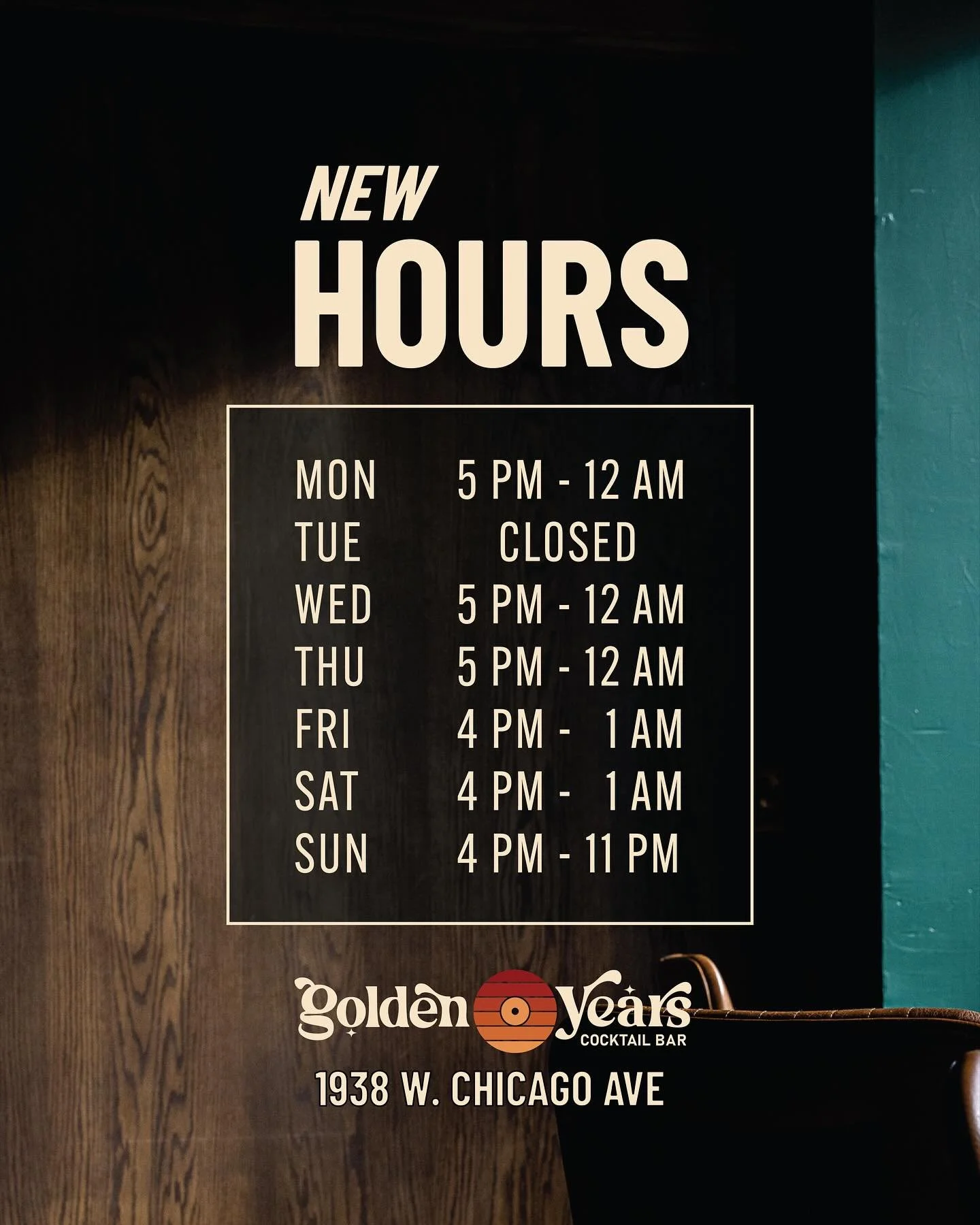 Opening earlier on the weekend!
Added hours to happy hour too!
Nice. 

#chicagococktailbar #cocktails #neighborhoodbar #westtownbar #happyhour #happyhourchicago