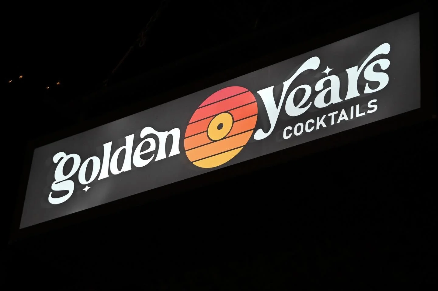 1938 W. Chicago Ave.

West Town, Chicago, IL

#chicagococktailbar #cocktails #neighborhoodbar #westtownbar