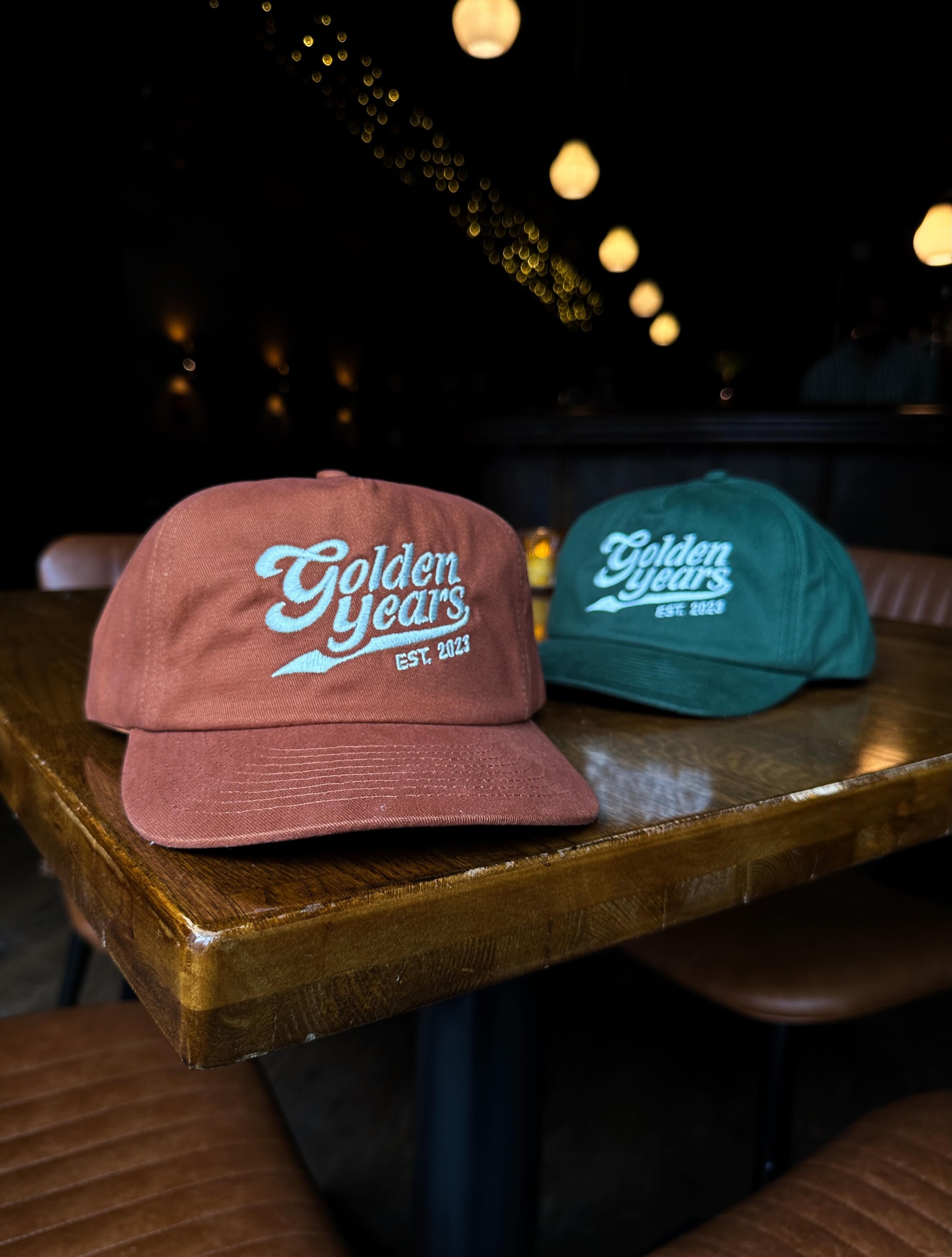 New Merch!

#chicagococktailbar #cocktails #neighborhoodbar #westtownbar @luckyprints @weldmfg