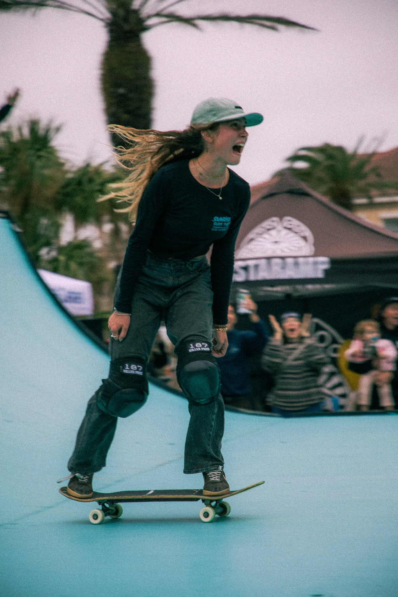 super_girl_skaters_taihlulah-5.jpg