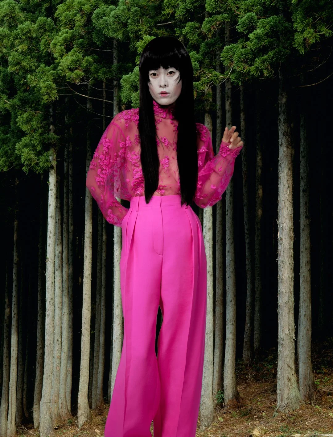 VULTURE_MAGAZINE_SEP_2022_VOL281080_R2_RGB.jpg