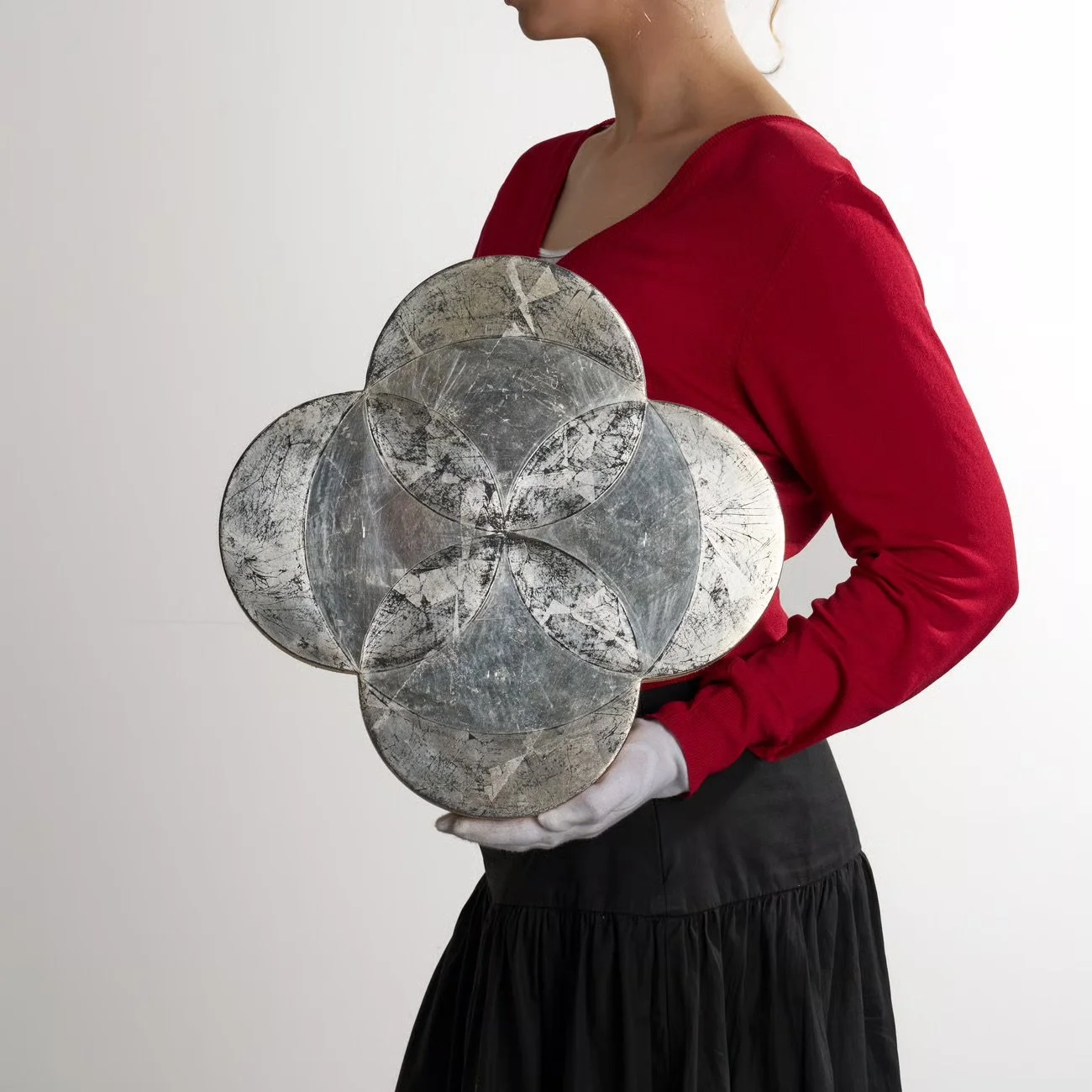 Art That Moves In and Lingers | Select Online Art Auction—Catalogue Foreword
