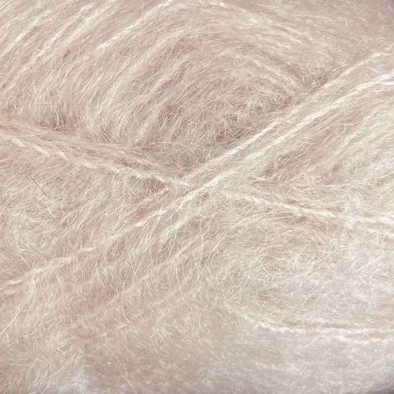 Nimbus-mohair-wool-blend-1612-Champagne_900x.jpg