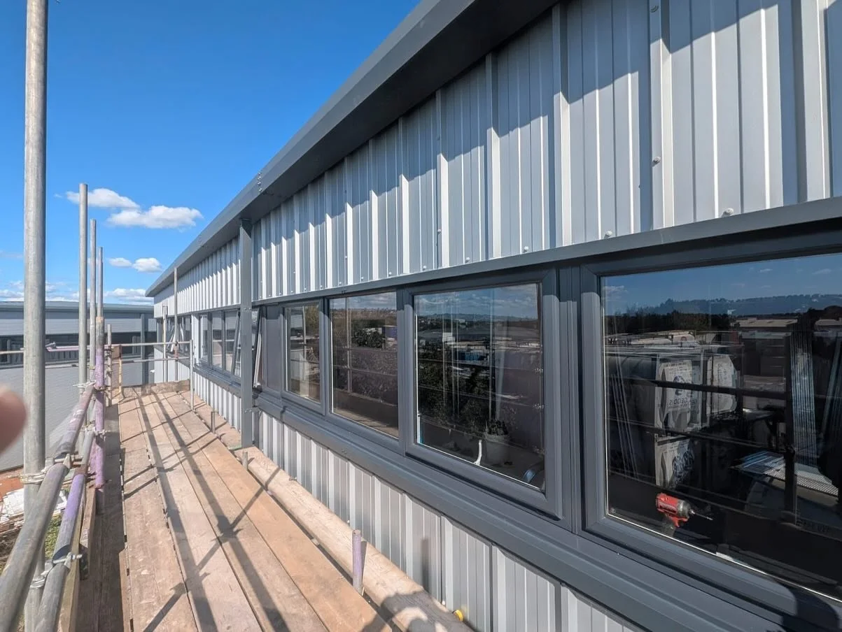 Recently completed - Commercial units in Barry ✅ 

Start to finish from scaffold to Cut-out of the insulated panels, aluminium flashings, new VEKA UPVC windows all fitted &amp; finished in house by Essential.

📞 Book your free survey today 📞 

A+ R