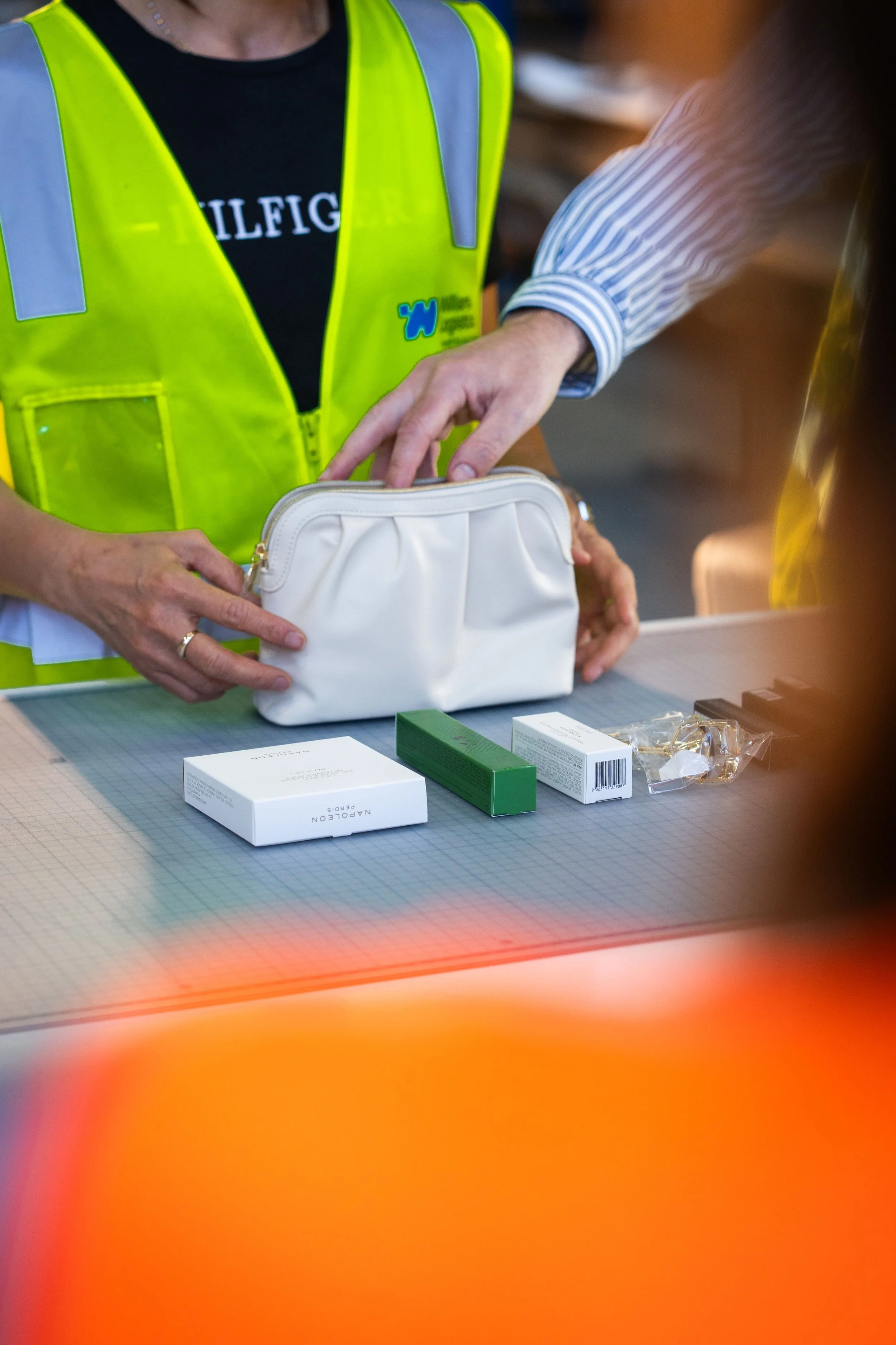 kitting a beauty brands products to be sold as a bundle form our 3pl sydney location