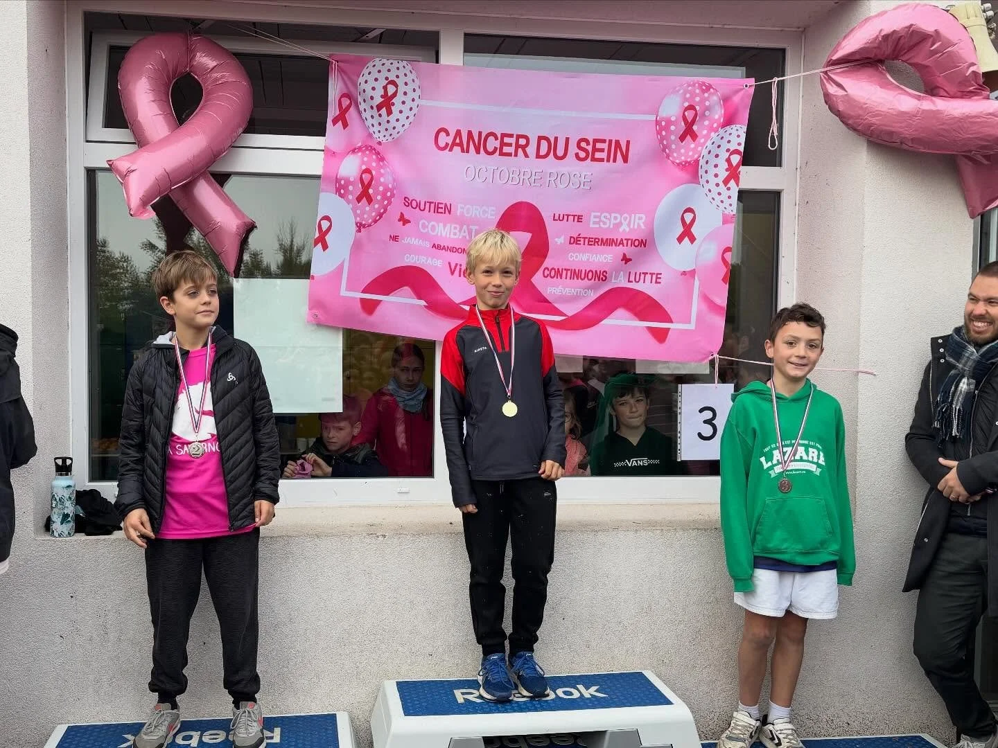 🎀 Cross solidaire du coll&egrave;ge et du lyc&eacute;e &ndash; Octobre Rose 2025 🎀

Les photos des podiums o&ugrave; ce matin, &eacute;l&egrave;ves, professeurs et parents se sont rassembl&eacute;s pour une cause qui nous tient &agrave; c&oelig;ur 