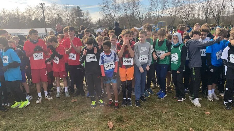 🏆 Fiers de nos &eacute;l&egrave;ves ! 🏆

Nos coll&eacute;giens et lyc&eacute;ens ont brillamment repr&eacute;sent&eacute; l&rsquo;&eacute;tablissement lors du cross d&eacute;partemental !
Avec une motivation exemplaire, un bel esprit d&rsquo;&eacut