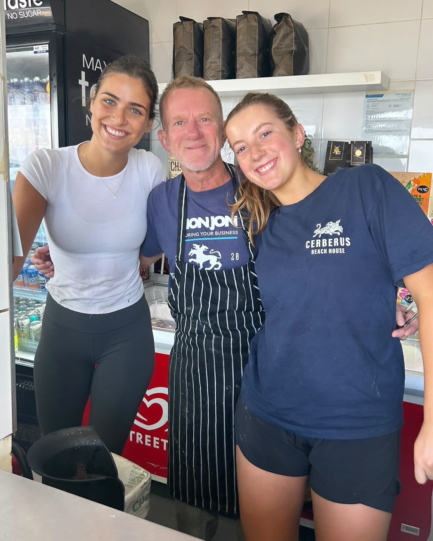 Long weekend is here, and our beautiful team is ready for it! ☀️🐰

There&rsquo;s nothing better than a piece of fish on Good Friday so come down for breakfast, lunch or dinner today, we&rsquo;ll sort you out! ⁣🐠💙

Please note that there will be a 